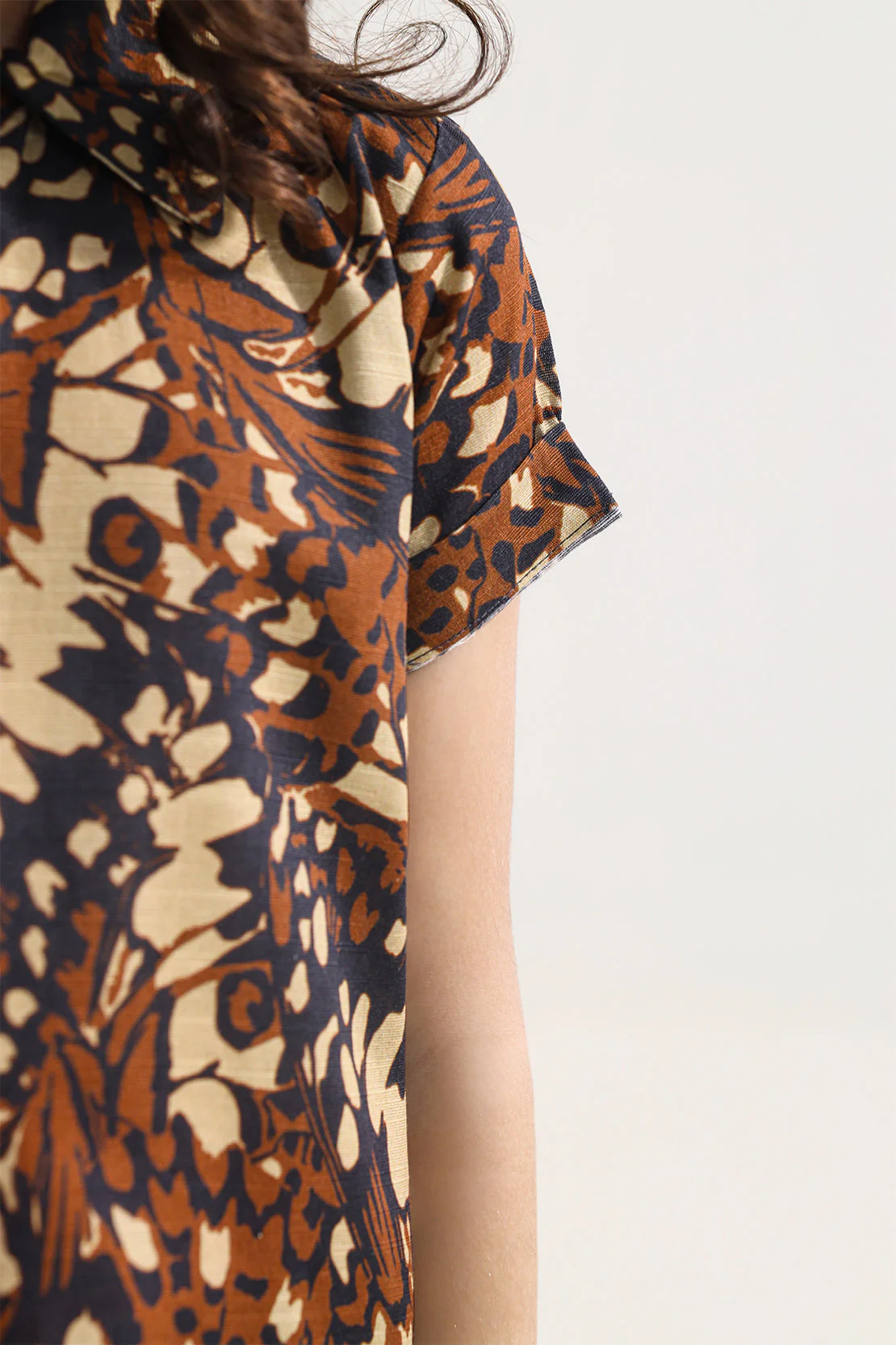 Printed Khaddar Stitched Shirt/Trouser For Kids - Image 4