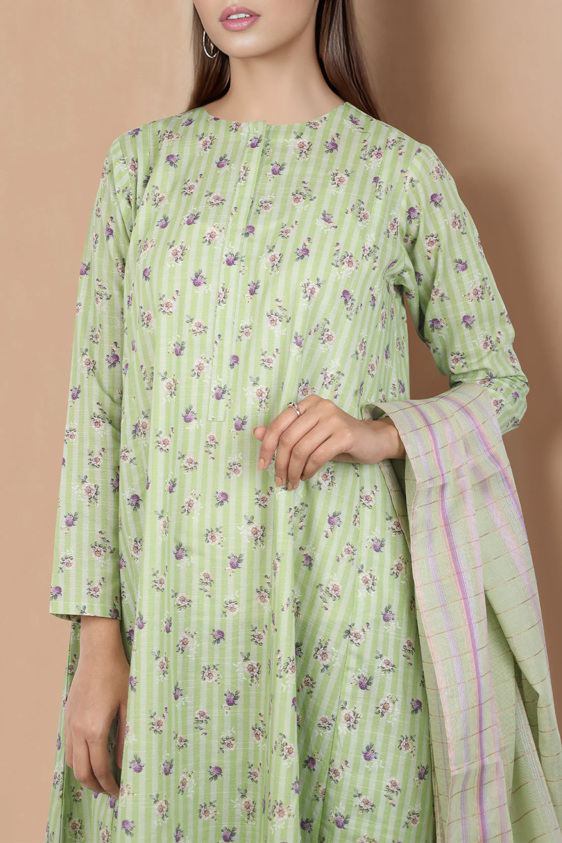 Printed Khaddar Stitched Shirt - Image 2
