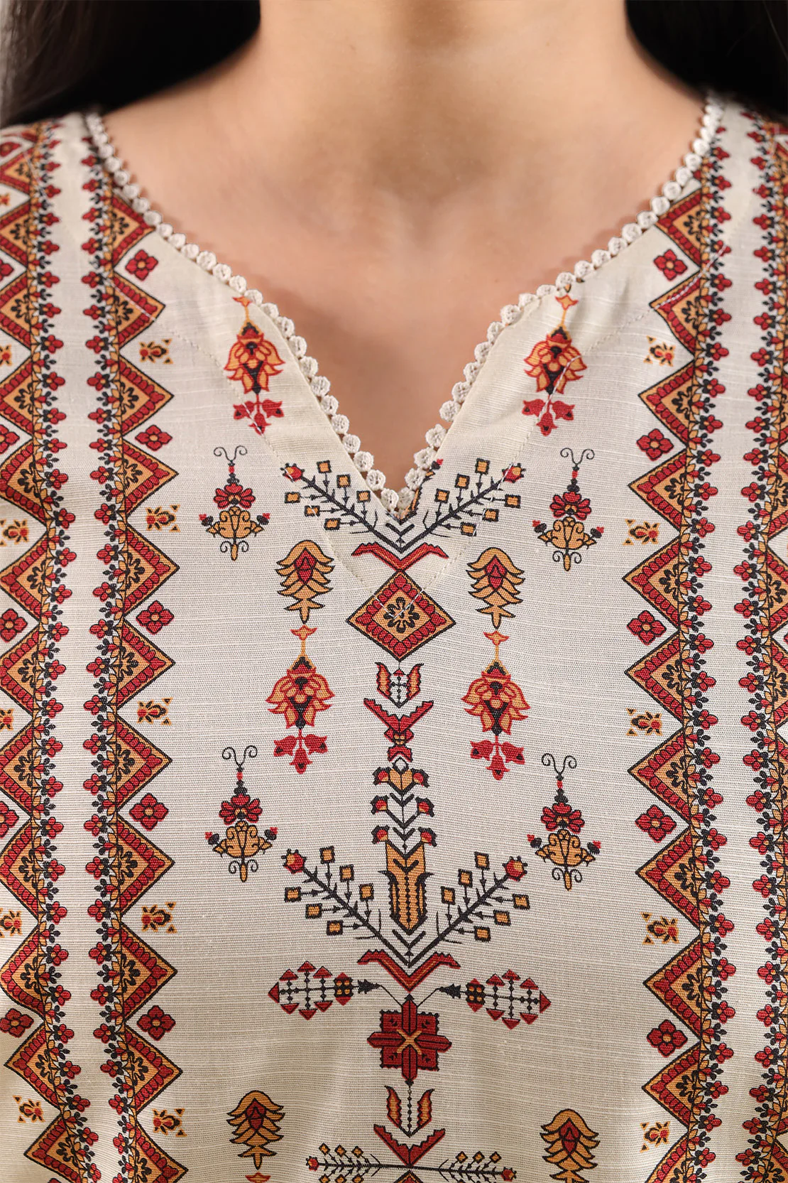 Printed Khaddar Stitched Shirt - Image 3