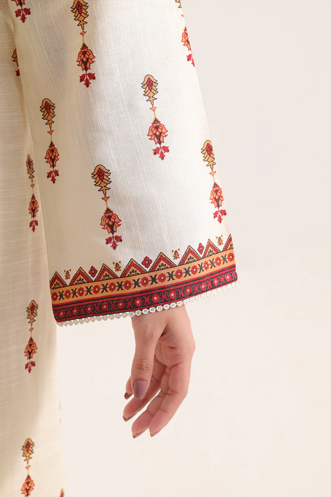 Printed Khaddar Stitched Shirt - Image 4