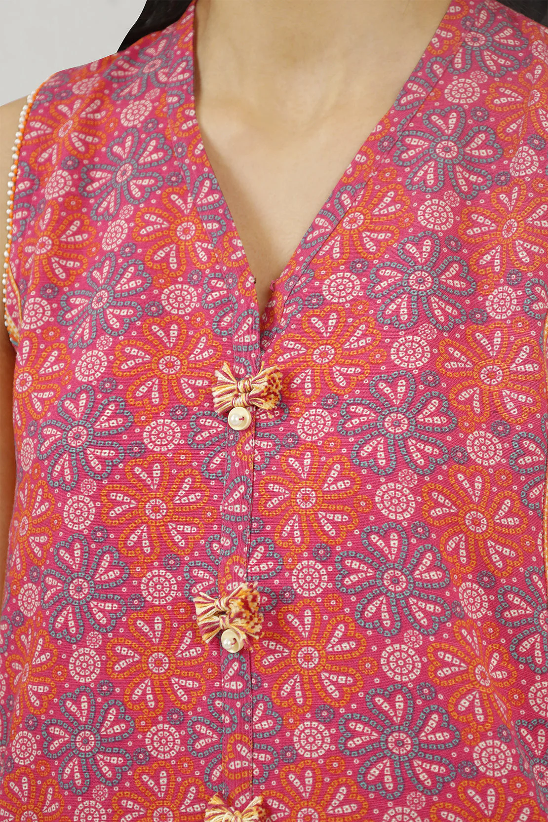 Printed Khaddar Unstitched 3 Piece - Image 4