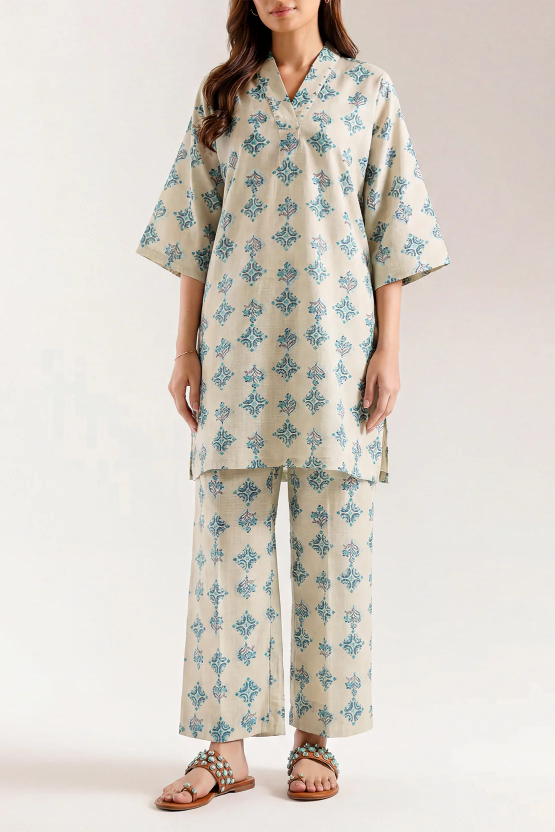 Printed Khaddar Viscose Stitched 2 Piece (Shirt/Trouser)