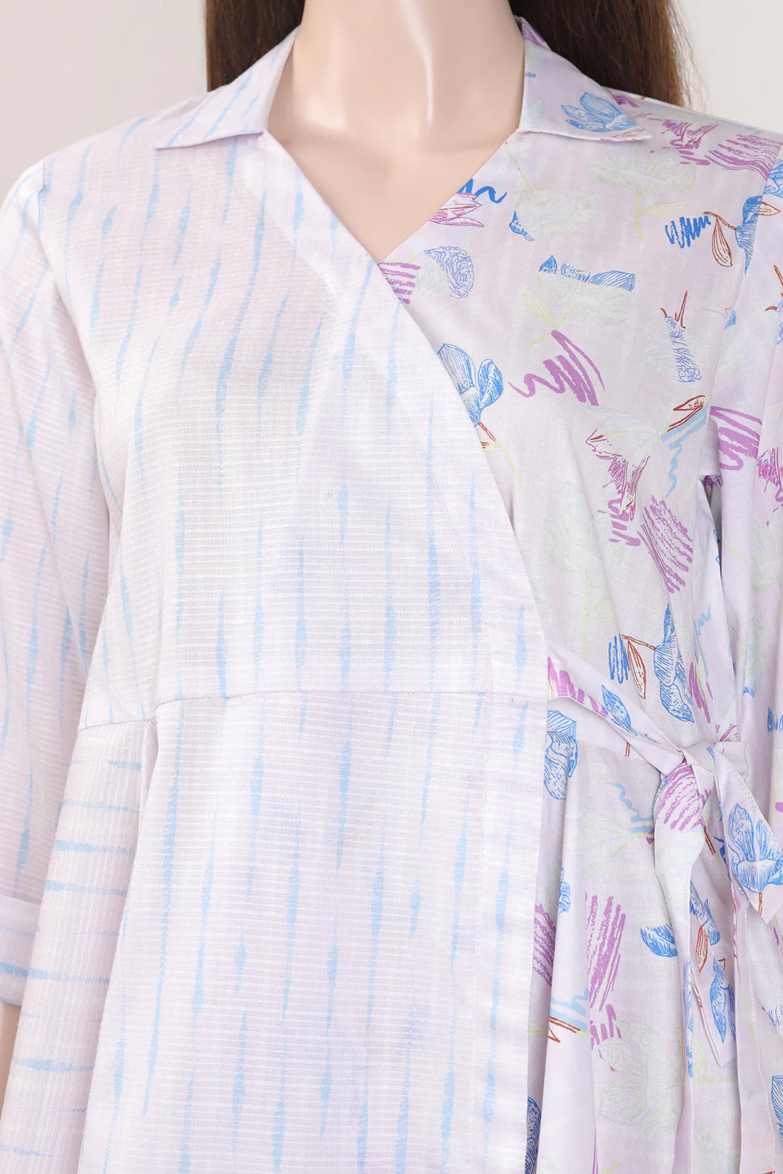 Unstitched Printed Lawn 2 Piece (Shirt/Trouser) - Image 3