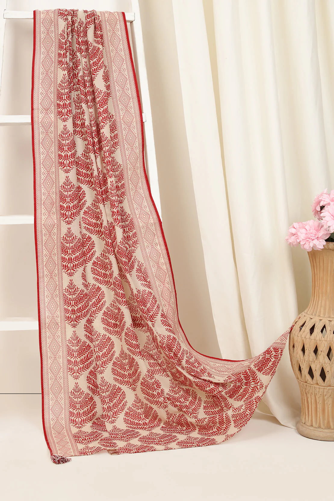 Unstitched Printed Lawn 3 Piece (Saffron by SAYA) - Image 5