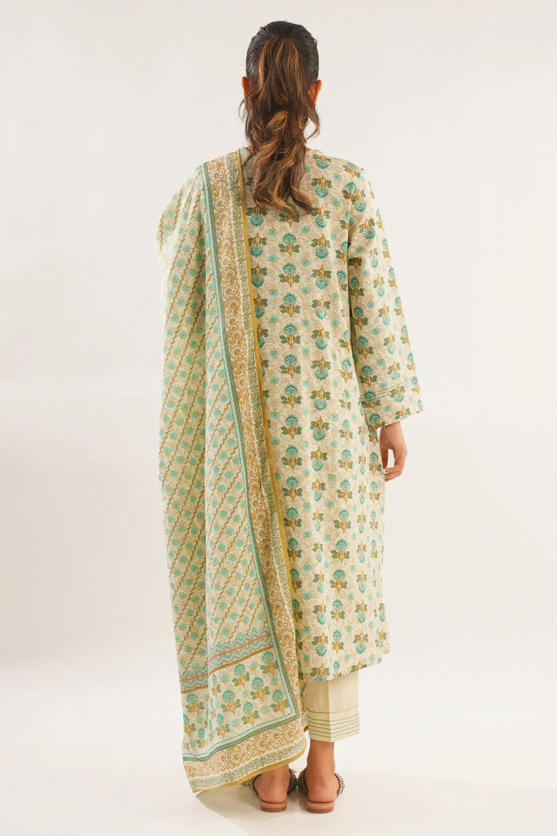 Printed Lawn Stitched 2 Piece (Shirt/Dupatta) - Image 4