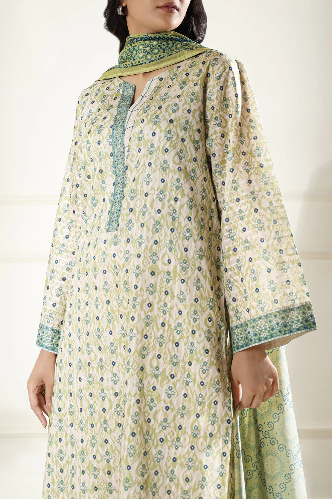 Printed Lawn Stitched 2 Piece (Shirt/Dupatta) - Image 3