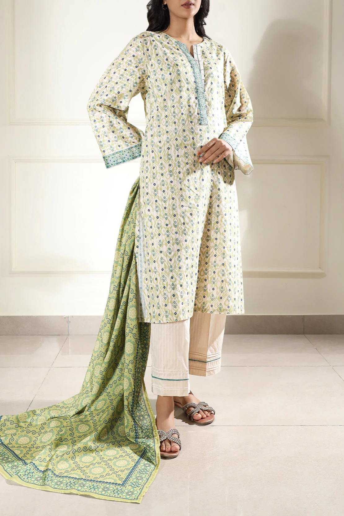 Printed Lawn Stitched 2 Piece (Shirt/Dupatta) - Image 5
