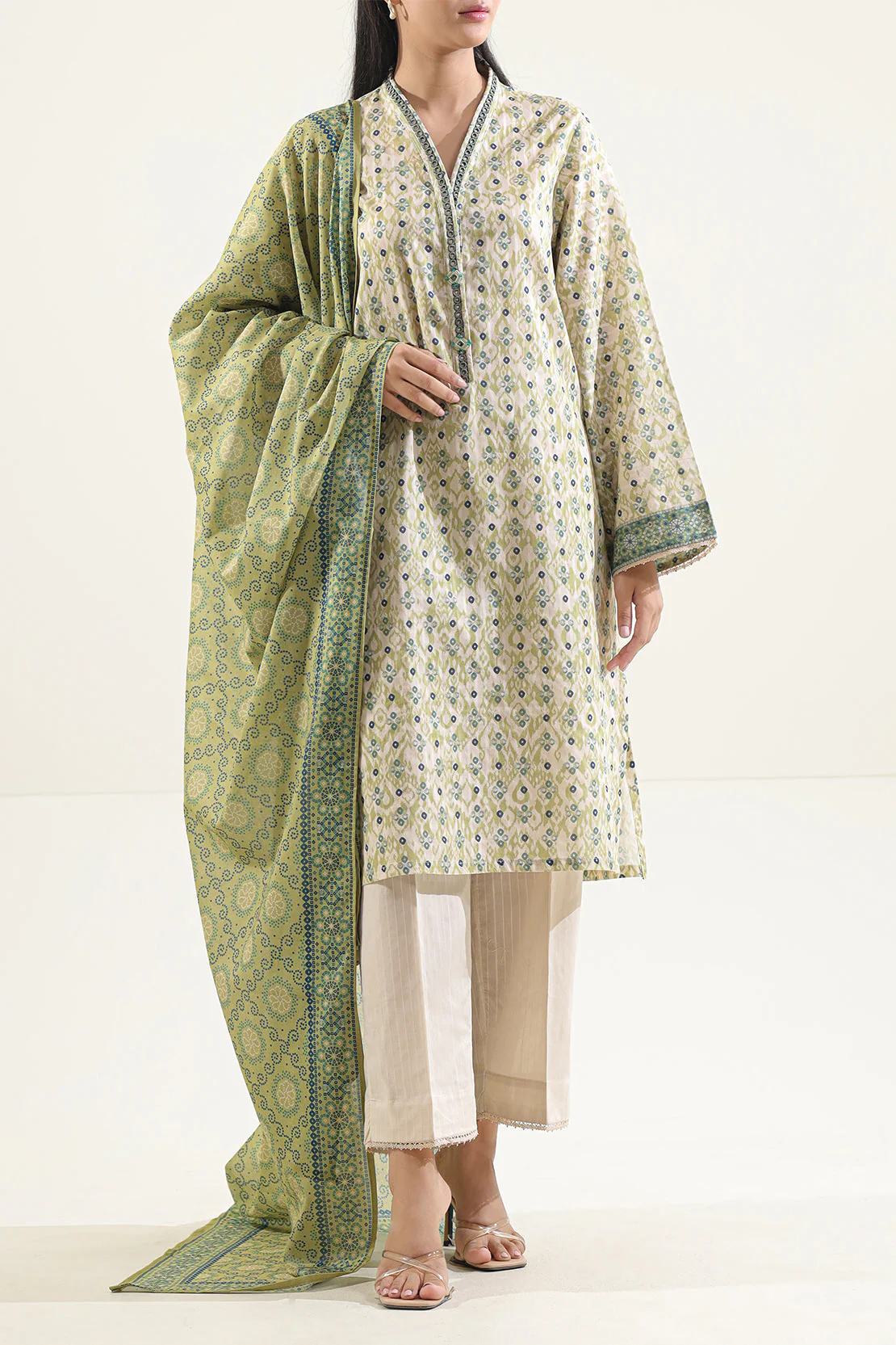 Printed Lawn Stitched 2 Piece (Shirt/Dupatta)