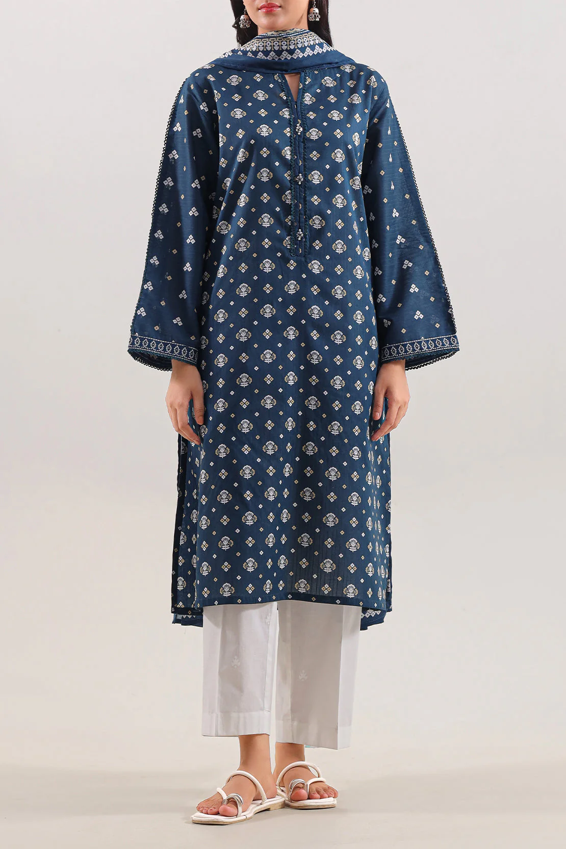 Printed Lawn Stitched 2 Piece (Shirt/Dupatta) - Image 4