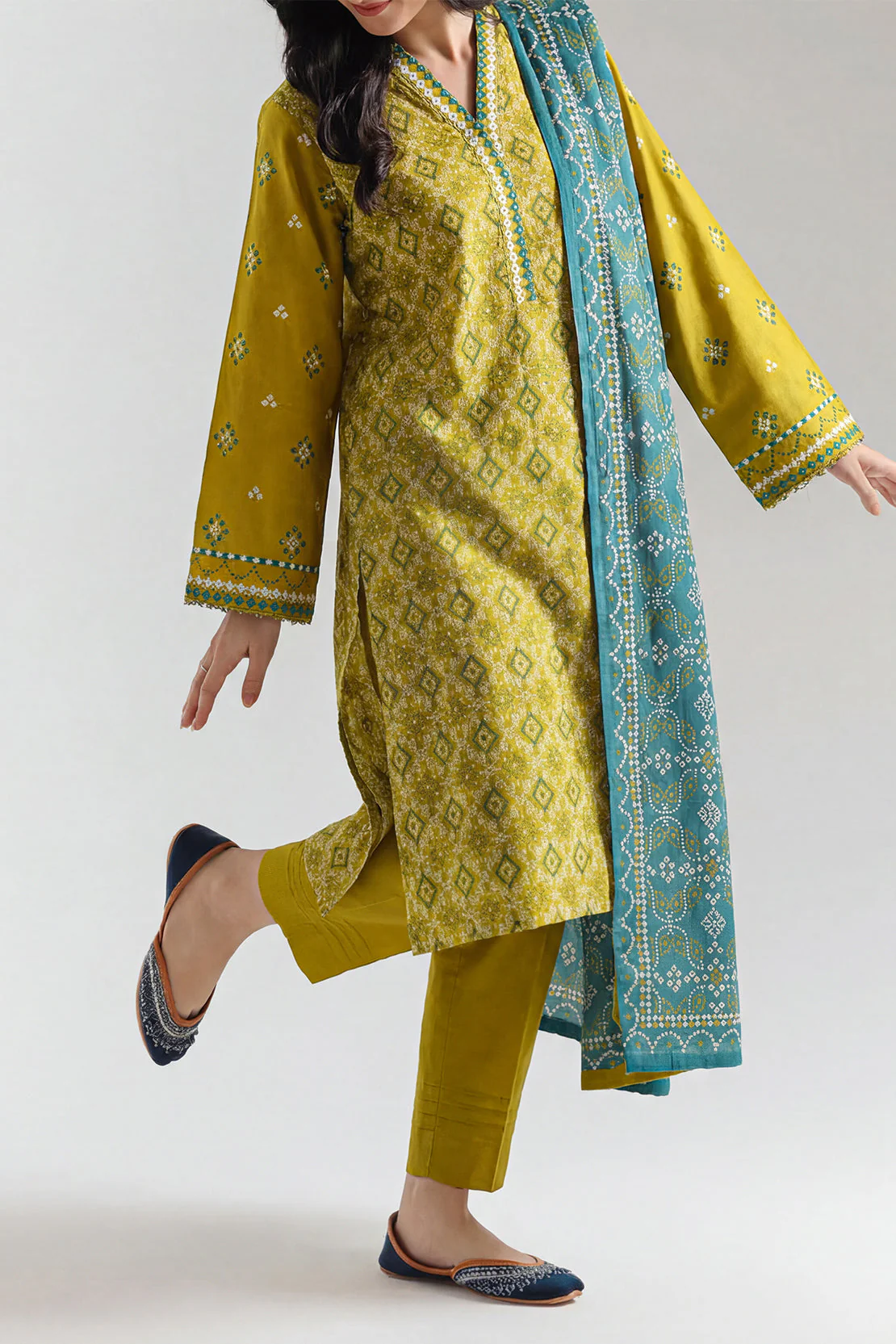 Printed Lawn Stitched 2 Piece (Shirt/Dupatta)