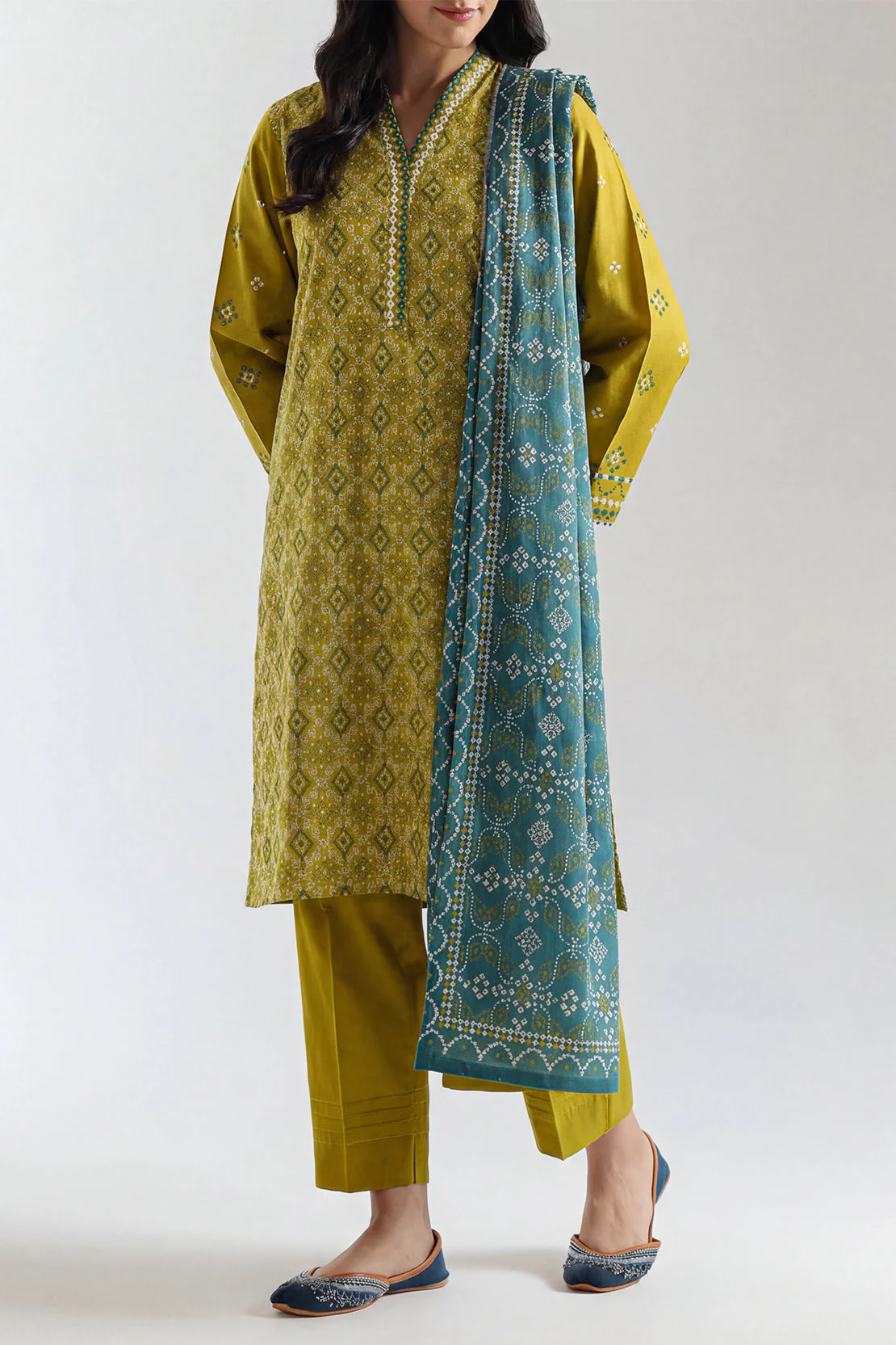 Printed Lawn Stitched 2 Piece (Shirt/Dupatta) - Image 3
