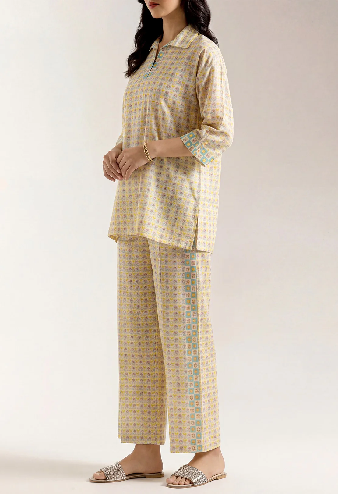Printed Lawn Stitched 2 Piece (Shirt/Trouser) - Image 2