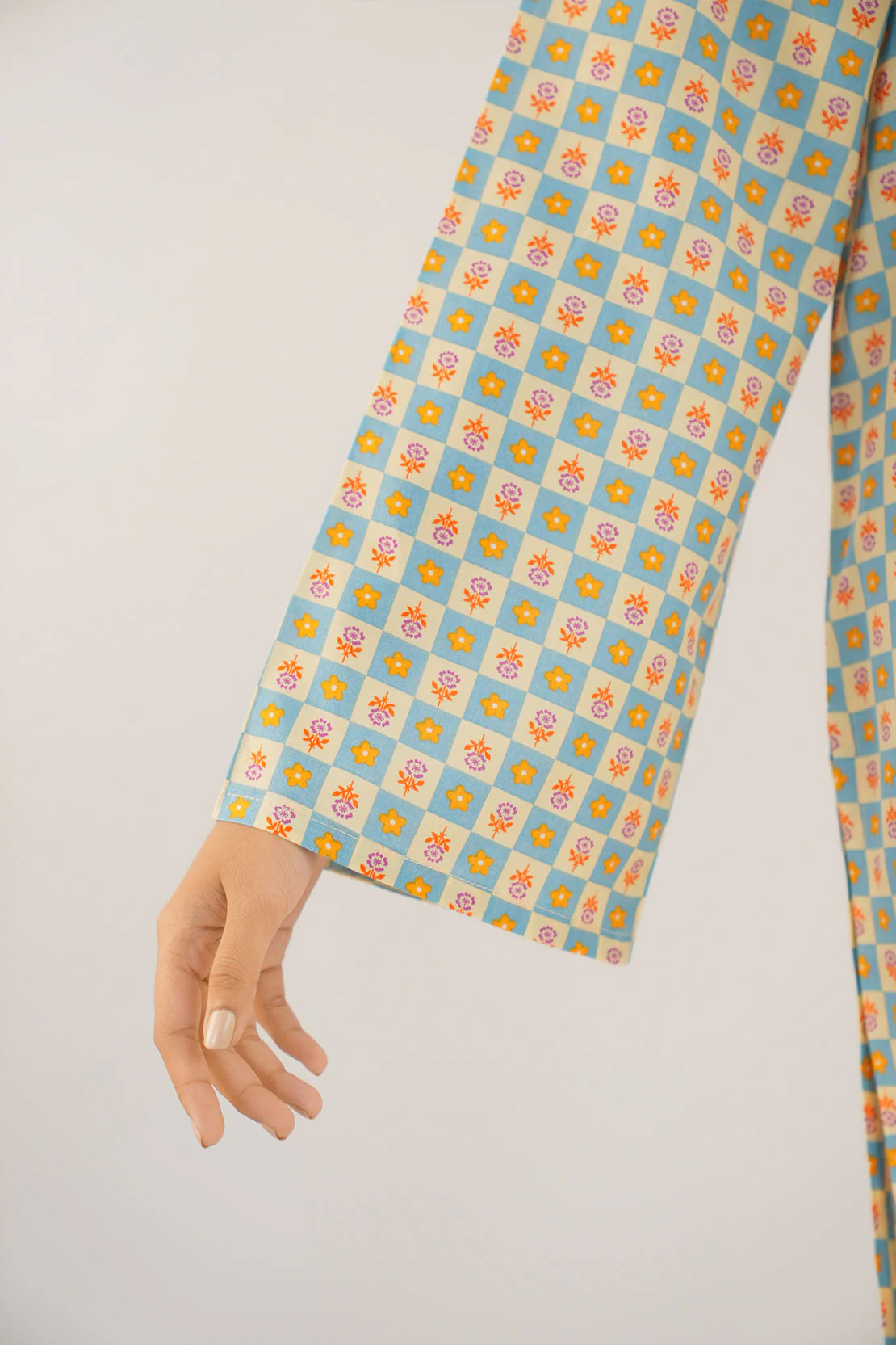 Printed Lawn Stitched 2 Piece (Shirt/Trouser) - Image 6
