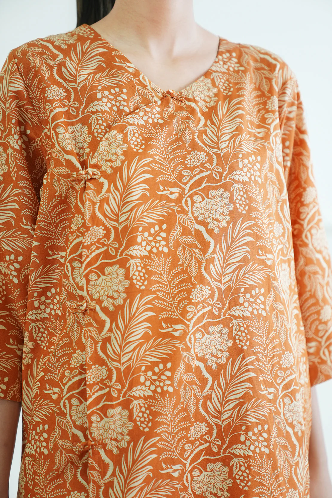 Printed Lawn Stitched 2 Piece (Shirt/Trouser) - Image 5
