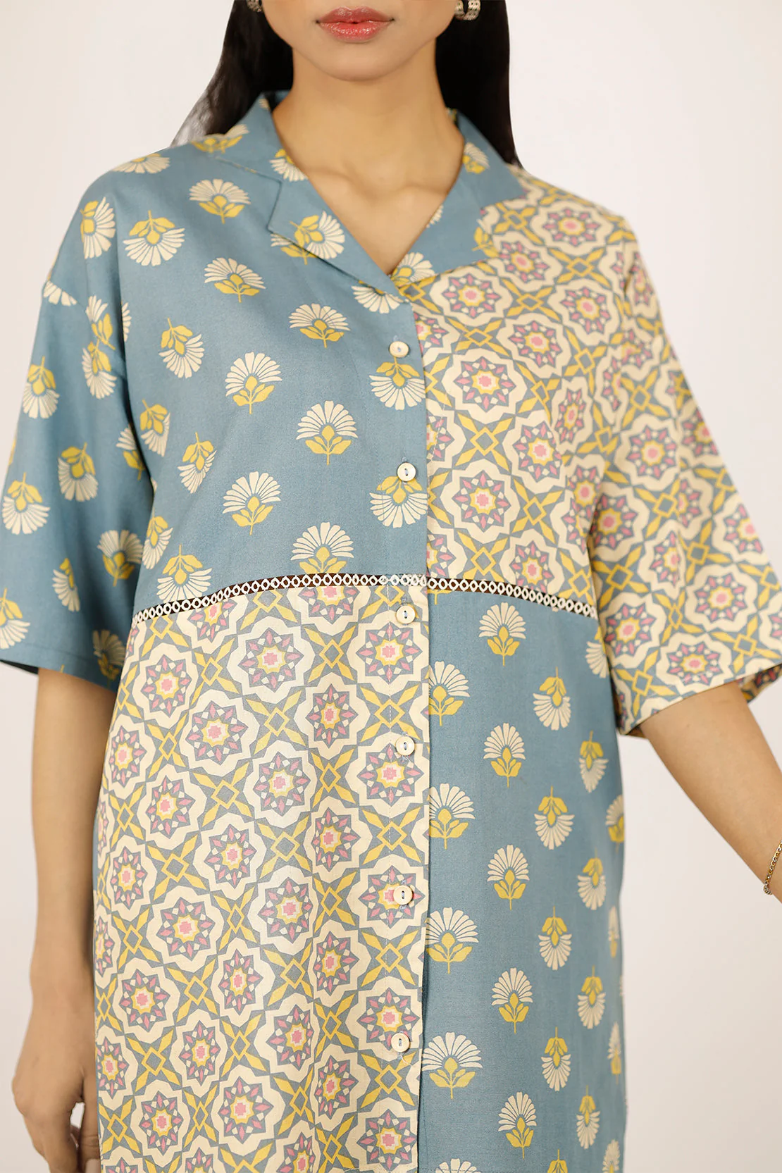 Printed Lawn Stitched 2 Piece (Shirt/Trouser)