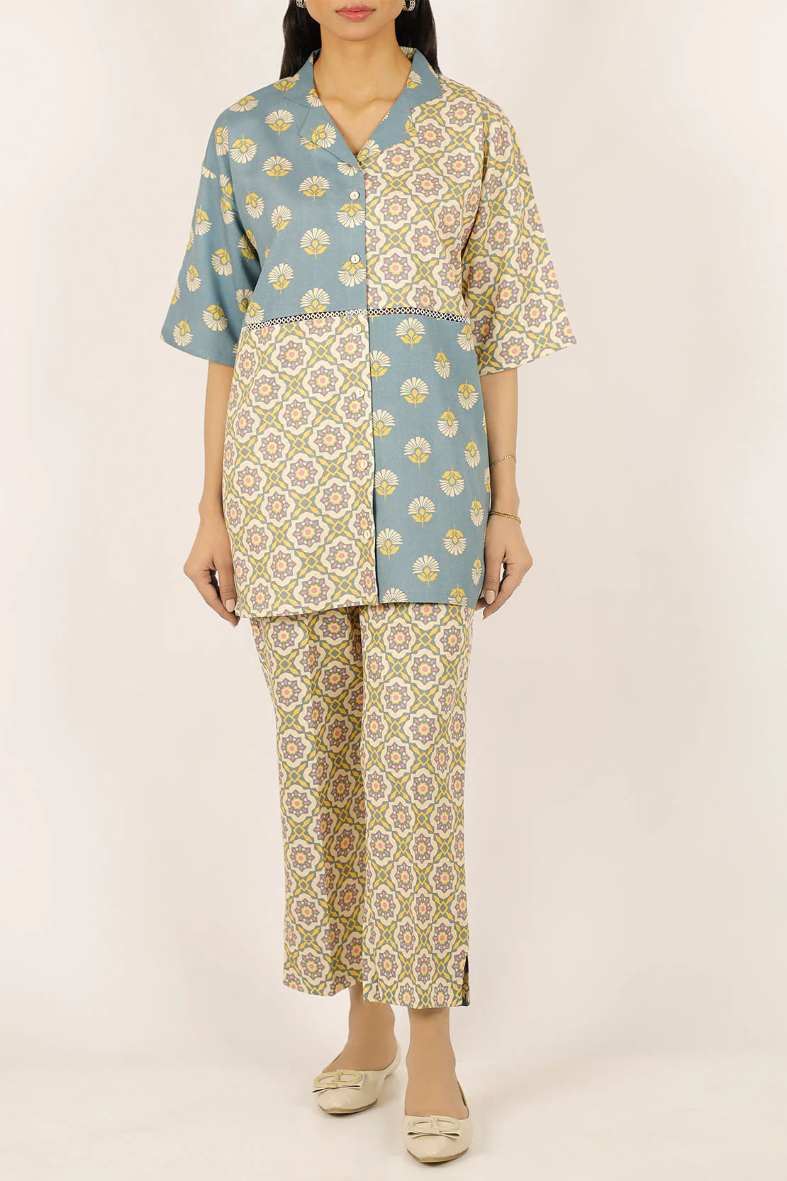 Printed Lawn Stitched 2 Piece (Shirt/Trouser) - Image 2