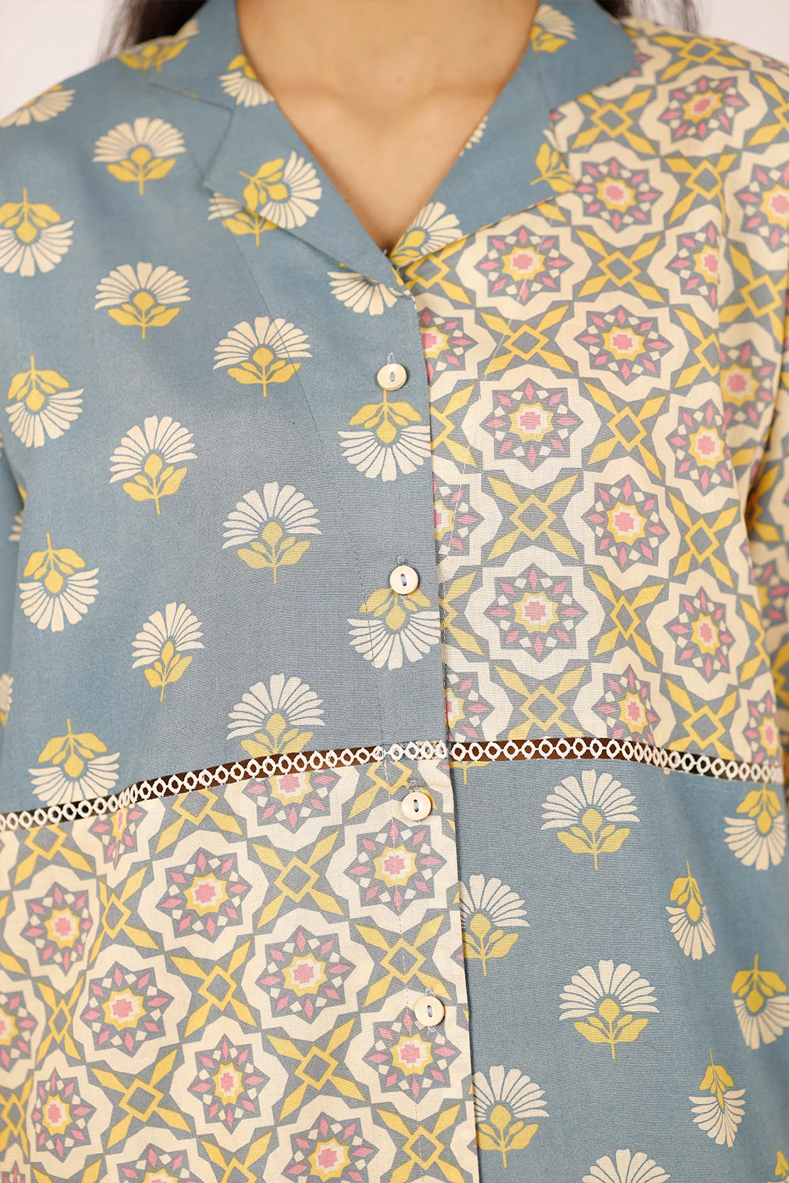 Printed Lawn Stitched 2 Piece (Shirt/Trouser) - Image 5