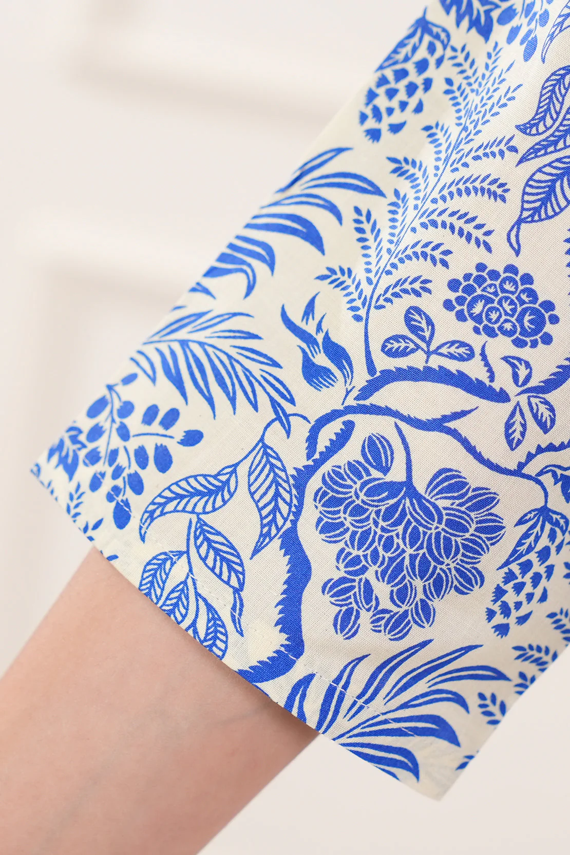 Printed Lawn Stitched 2 Piece (Shirt/Trouser) - Image 6