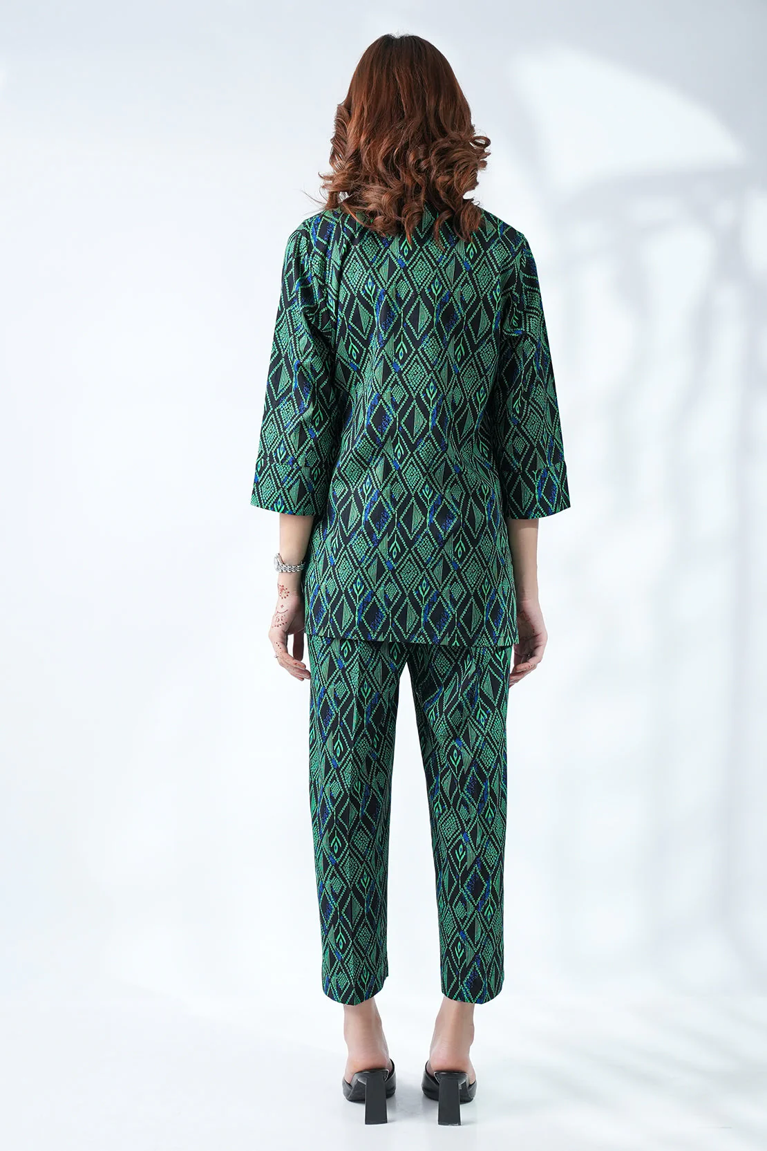 Printed Lawn Stitched 2 Piece (Shirt/Trouser) - Image 6