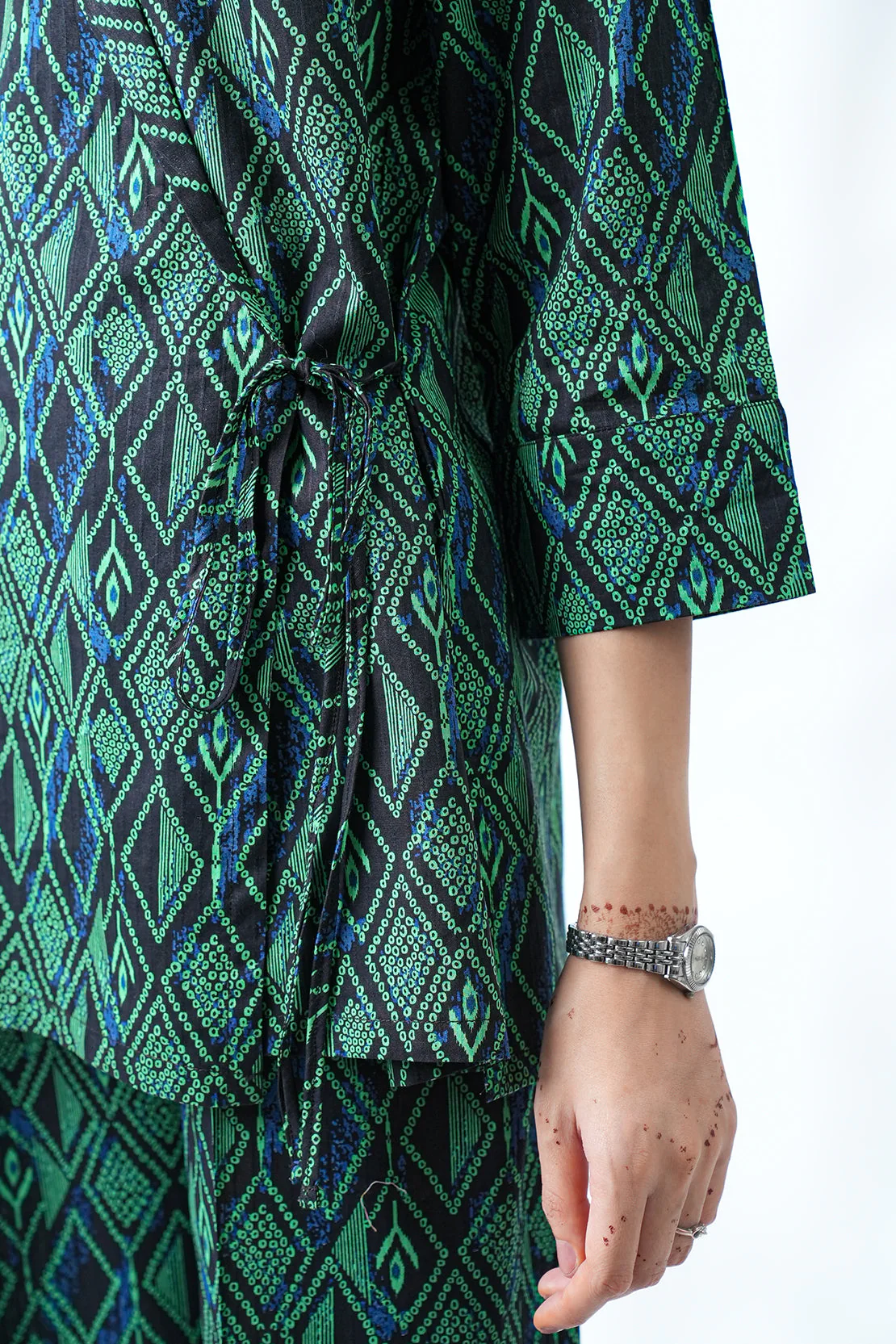 Printed Lawn Stitched 2 Piece (Shirt/Trouser) - Image 8