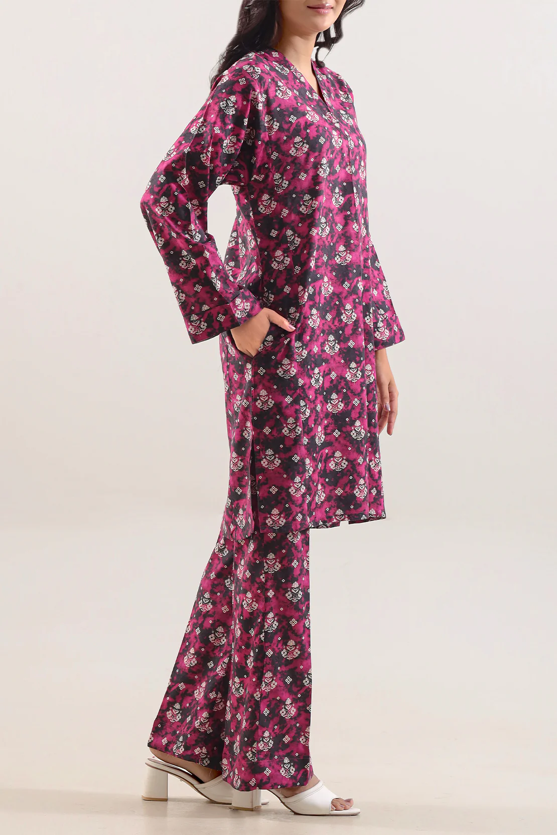 Printed Lawn Stitched 2 Piece (Shirt/Trouser) - Image 3
