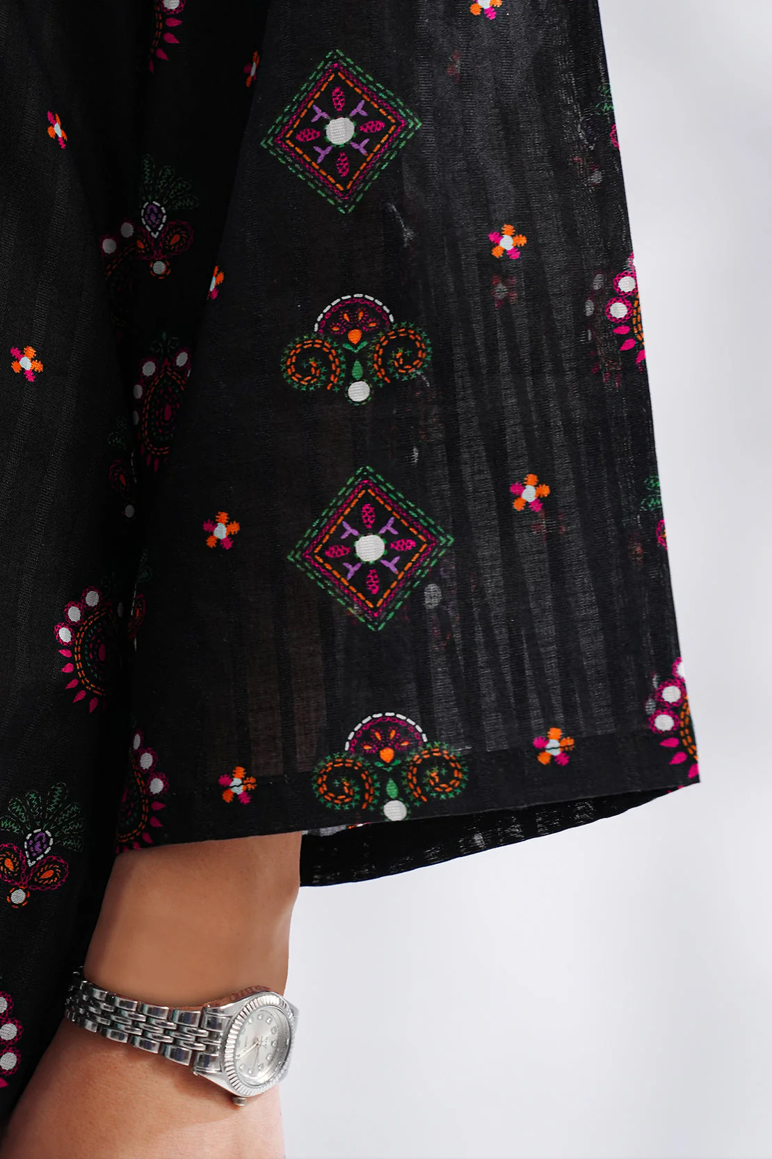 Printed Lawn Stitched 2 Piece (Shirt/Trouser) - Image 6