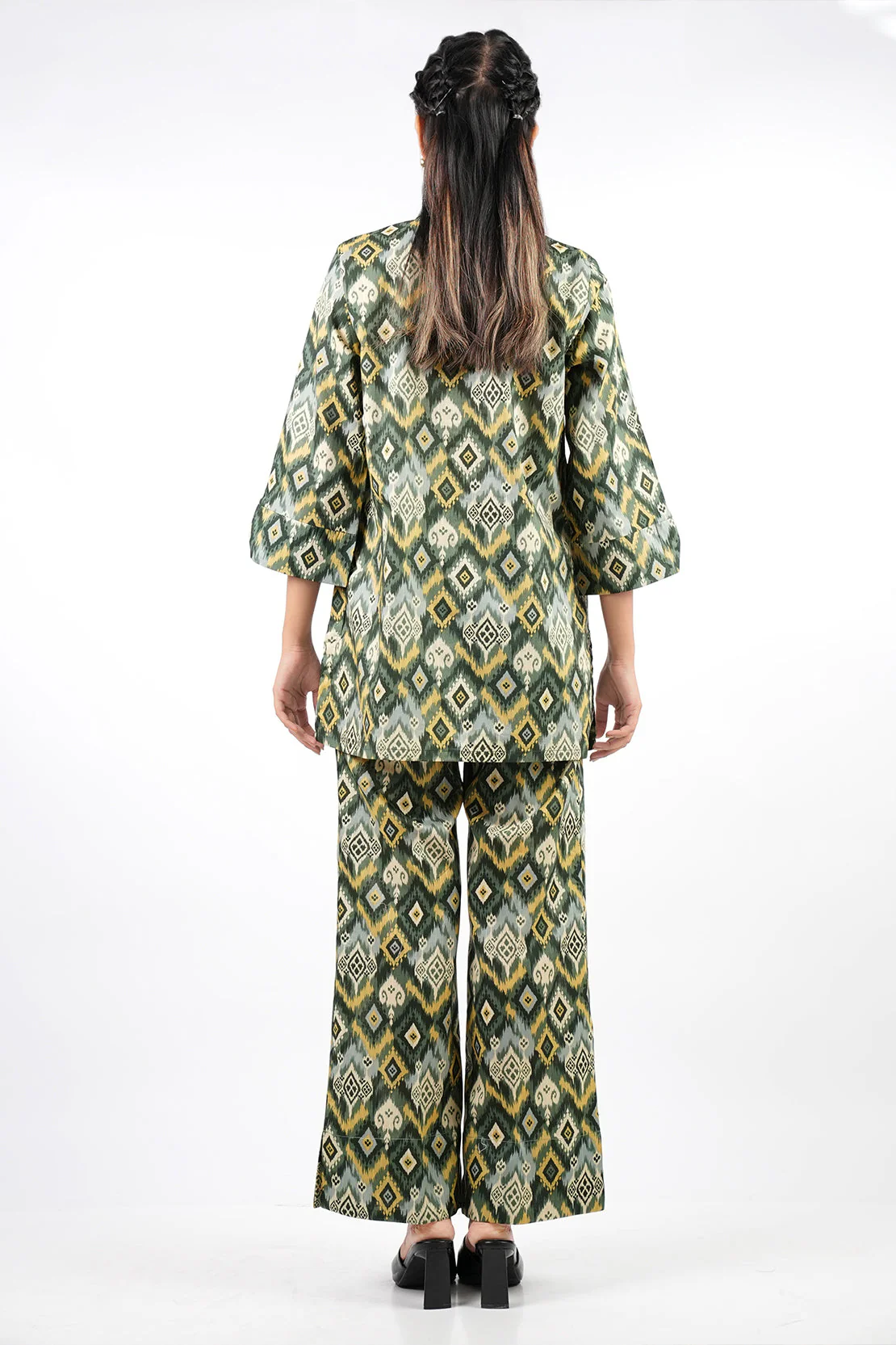 Printed Lawn Stitched 2 Piece (Shirt/Trouser) - Image 5