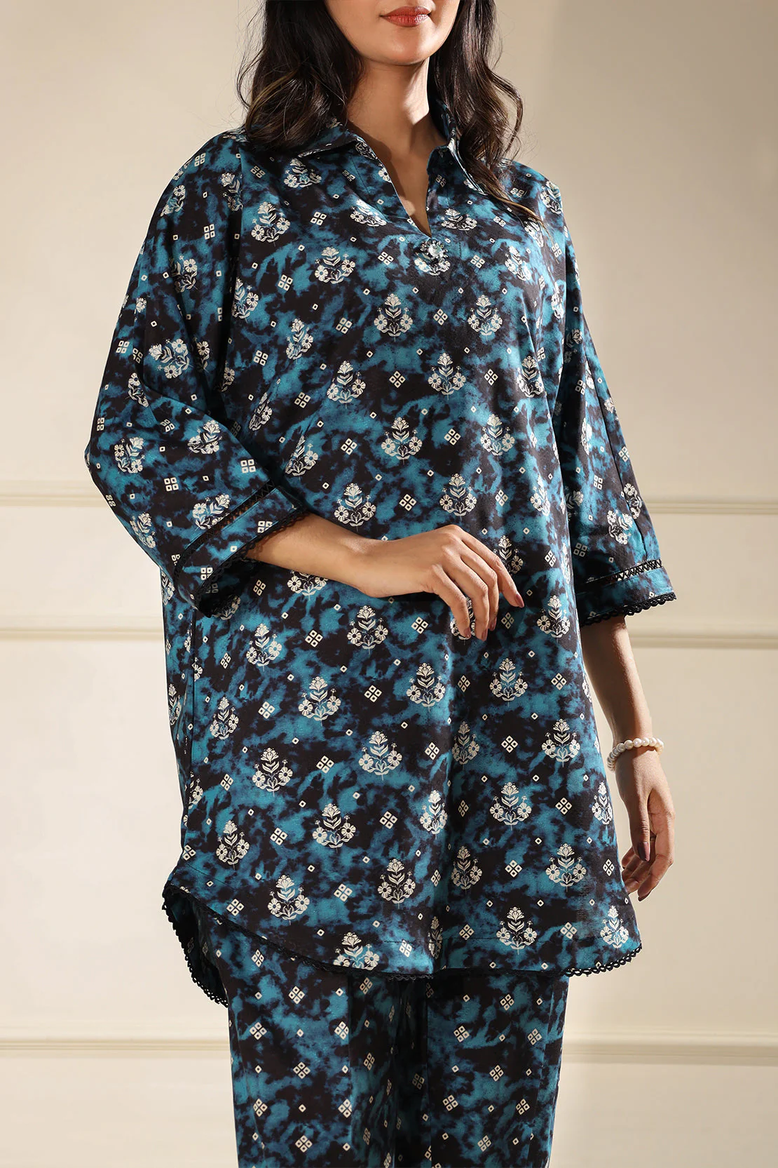 Printed Lawn Stitched 2 piece (Shirt/Trouser) - Image 3
