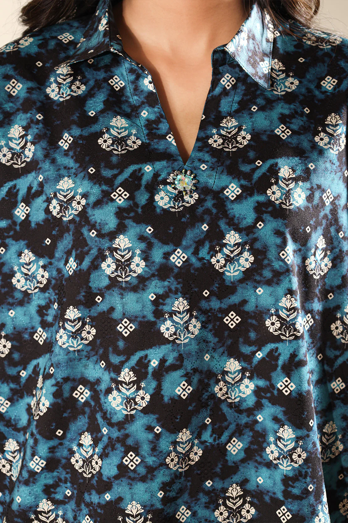 Printed Lawn Stitched 2 piece (Shirt/Trouser) - Image 7
