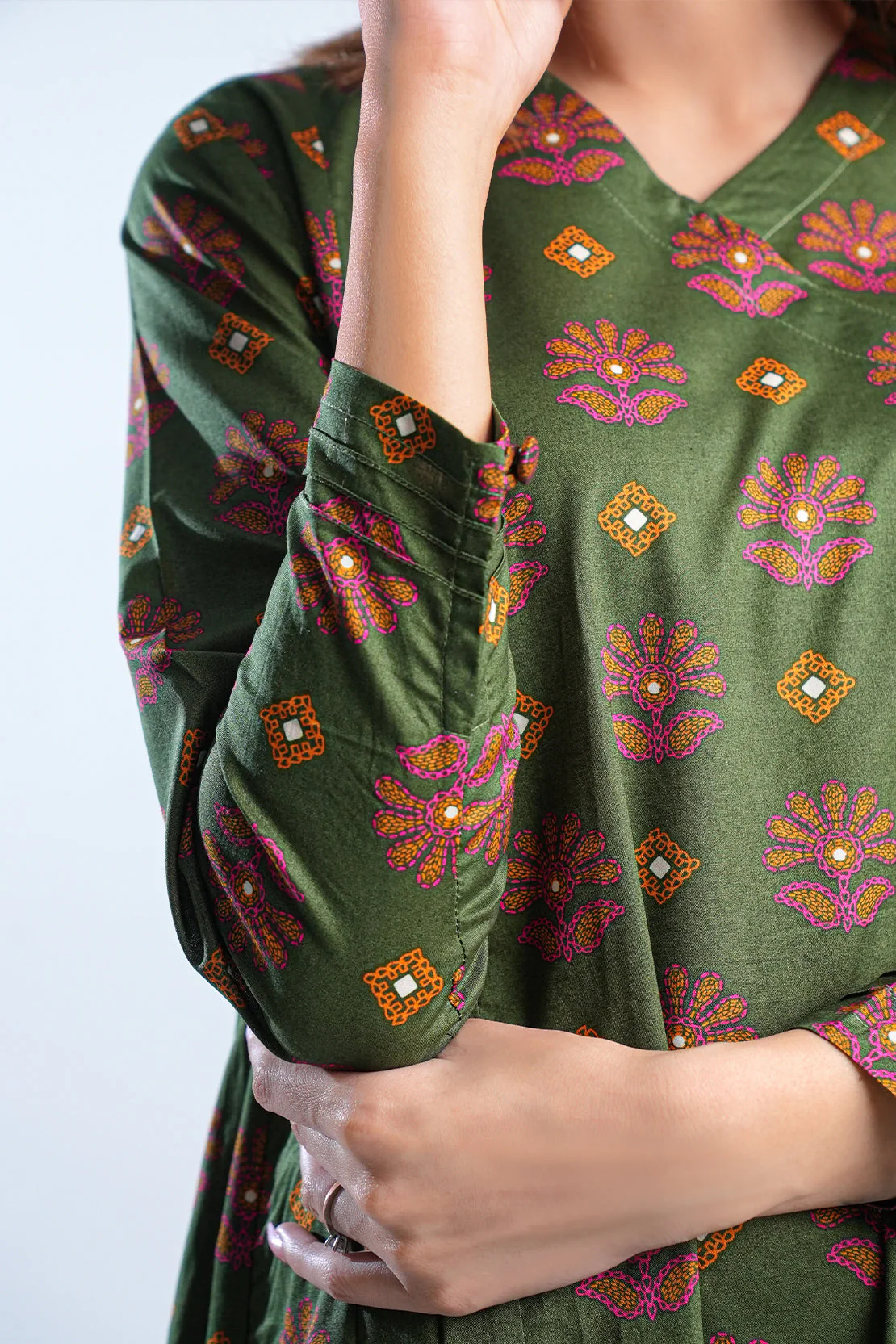 Printed Lawn Stitched 2 Piece (Shirt/Trouser) - Image 5
