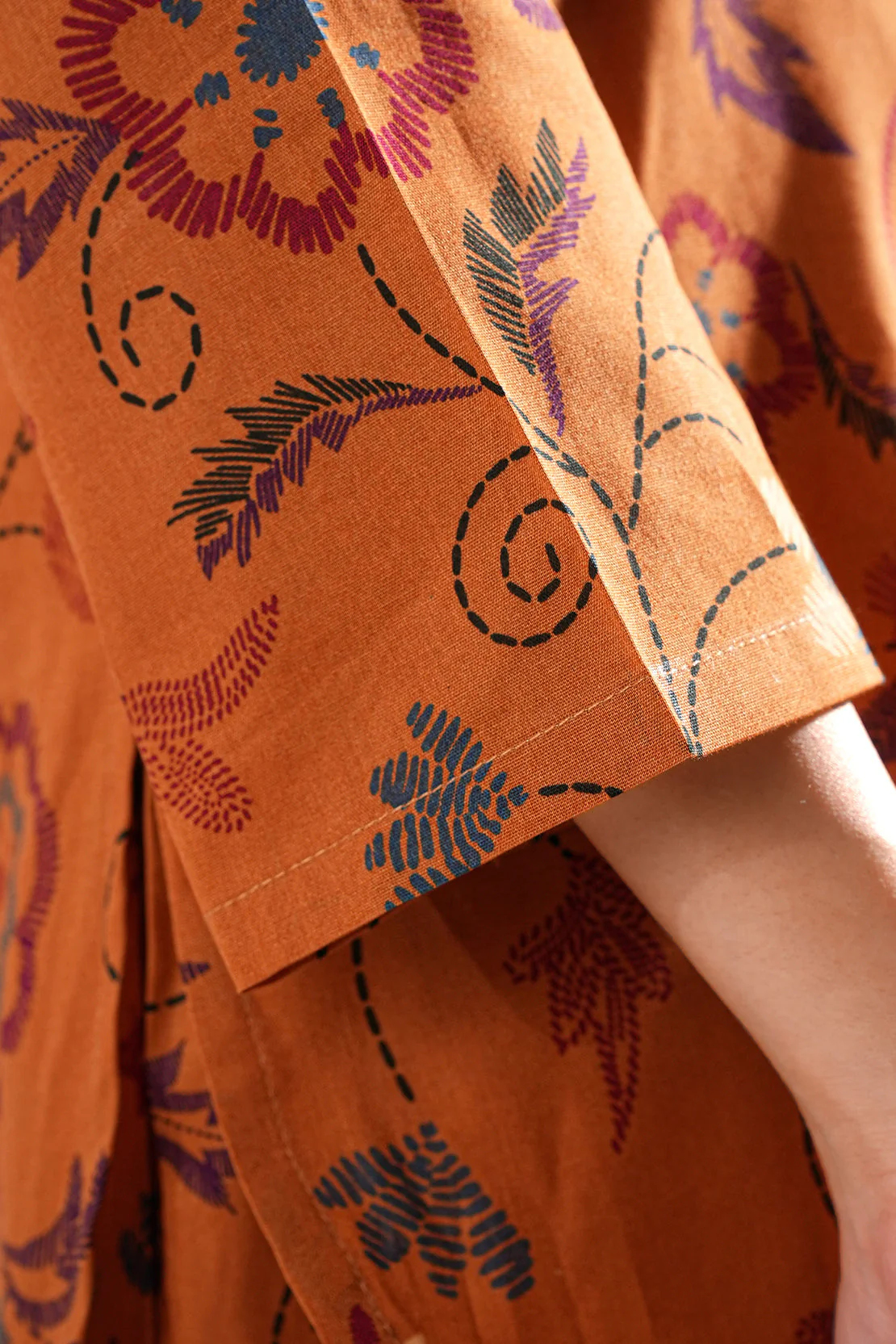 Printed Lawn Stitched 2 Piece (Shirt/Trouser) - Image 5