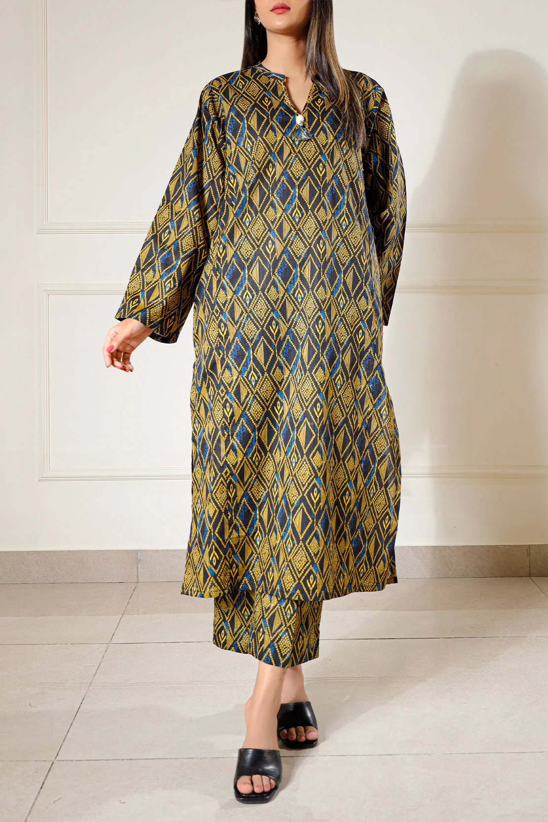 Printed Lawn Stitched 2 Piece (Shirt/Trouser) - Image 4