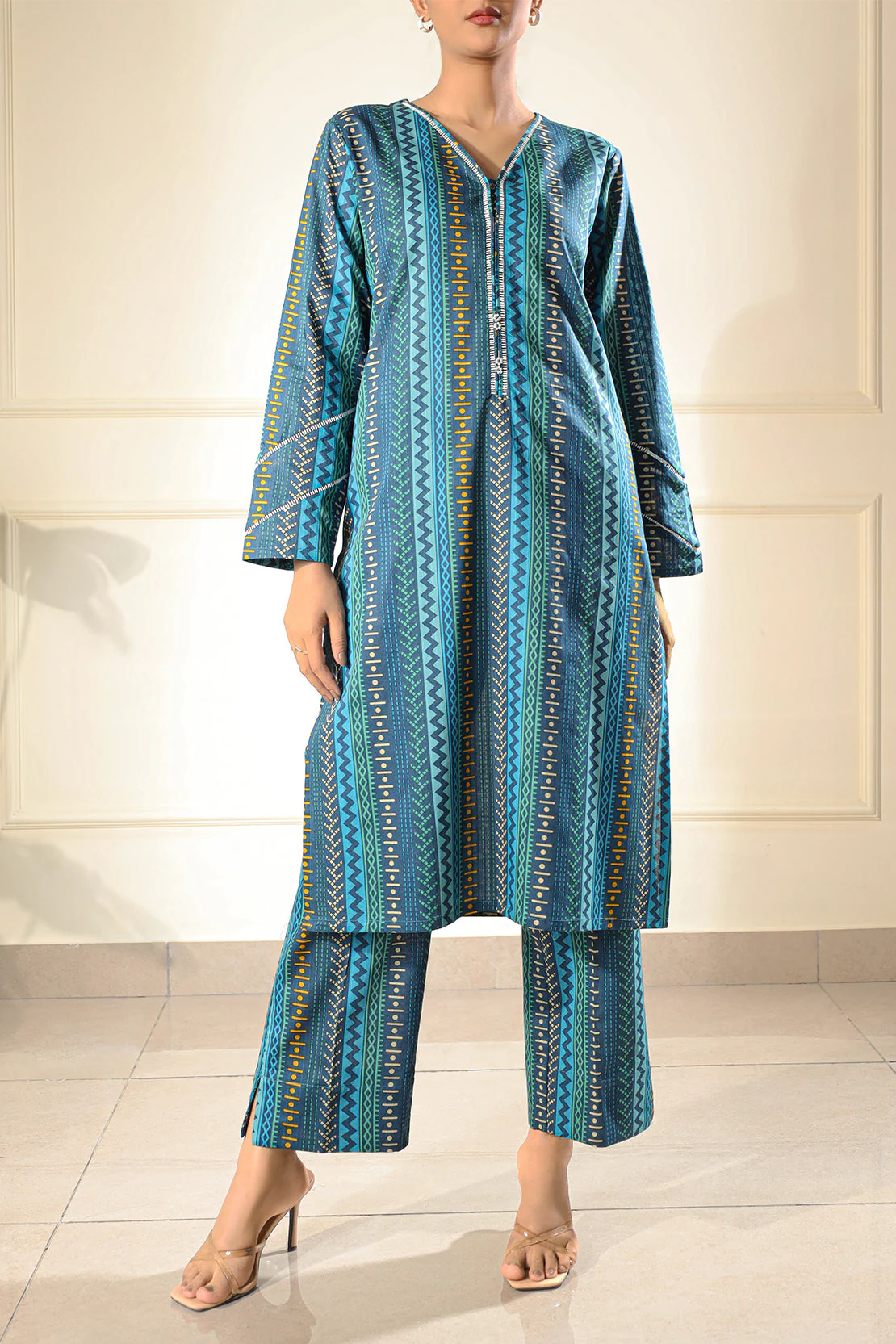 Printed Lawn Stitched 2 Piece (Shirt/Trouser) - Image 2