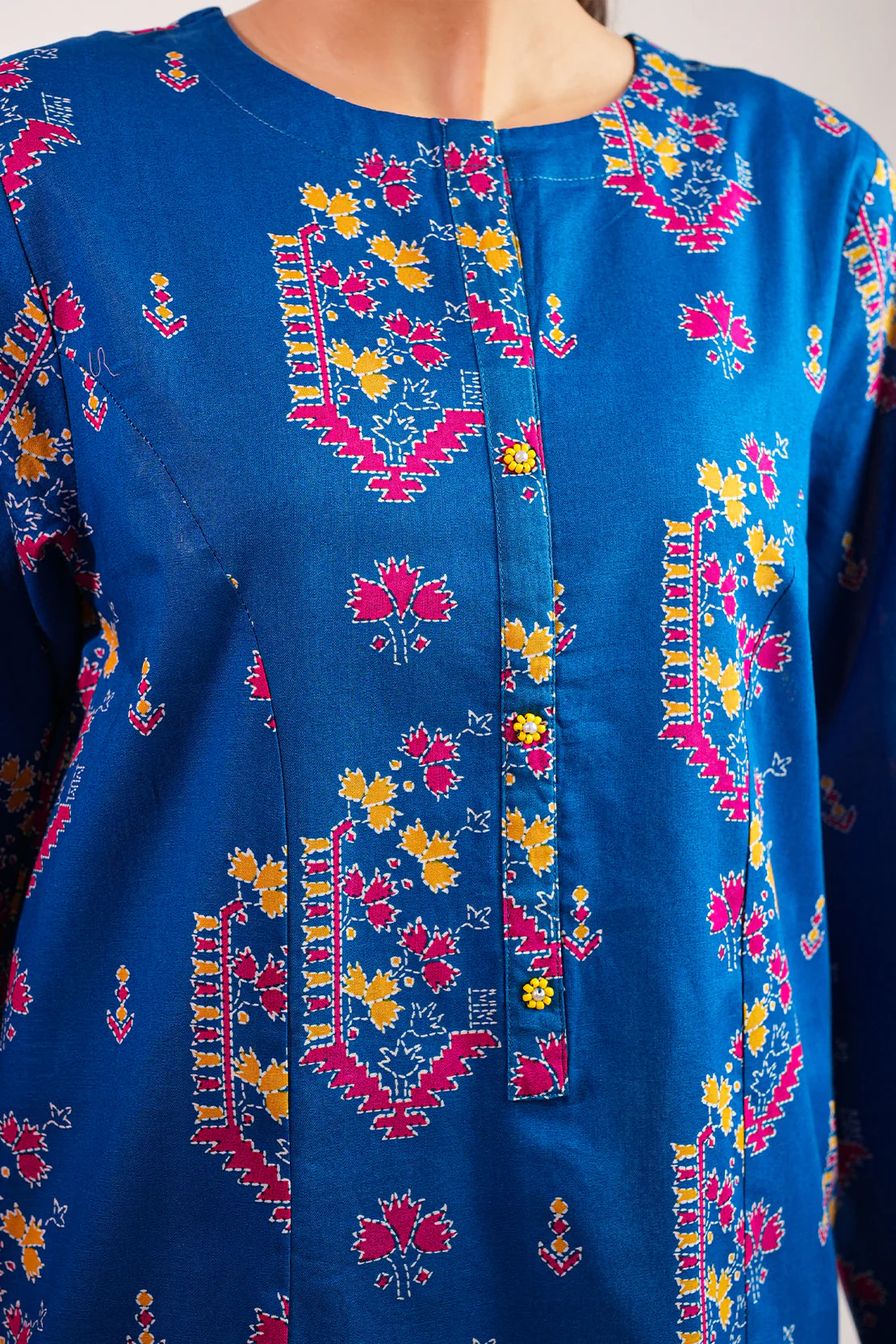 Printed Lawn Stitched 2 Piece (Shirt/Trouser) - Image 6