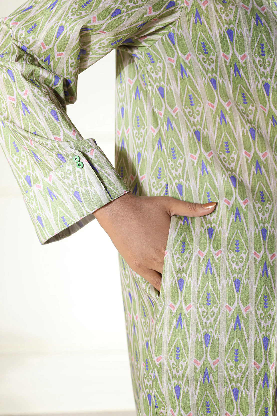 Printed Lawn Stitched 2 Piece (Shirt/Trouser) - Image 7