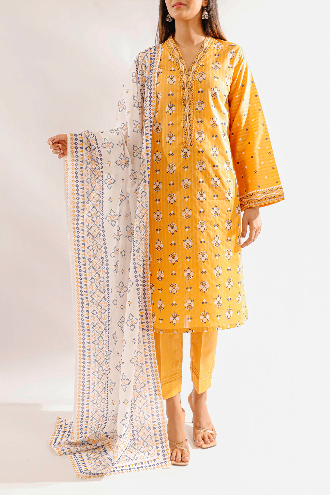 Printed Lawn Stitched 2 Piece (Shirt/Trouser)