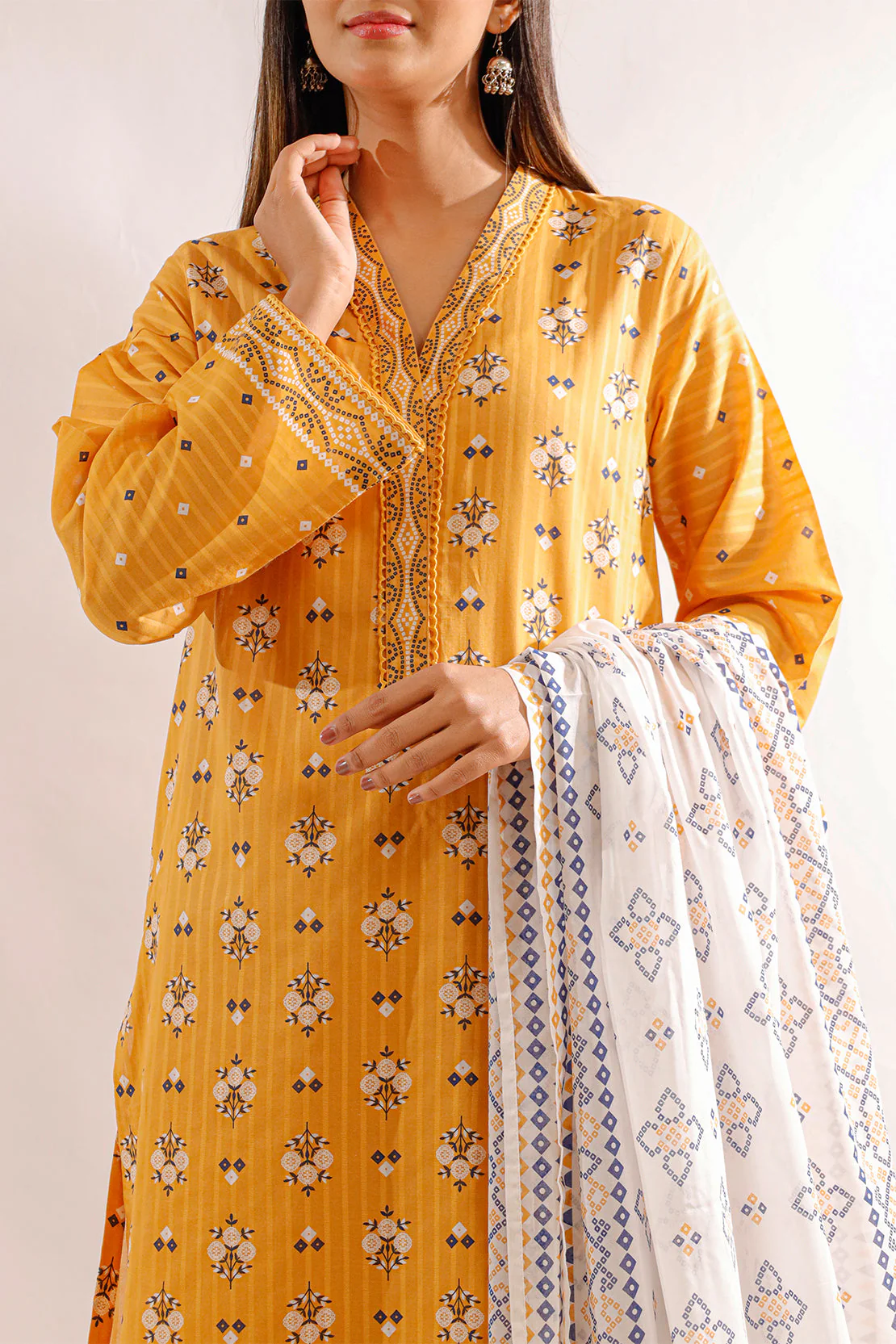 Printed Lawn Stitched 2 Piece (Shirt/Trouser) - Image 2