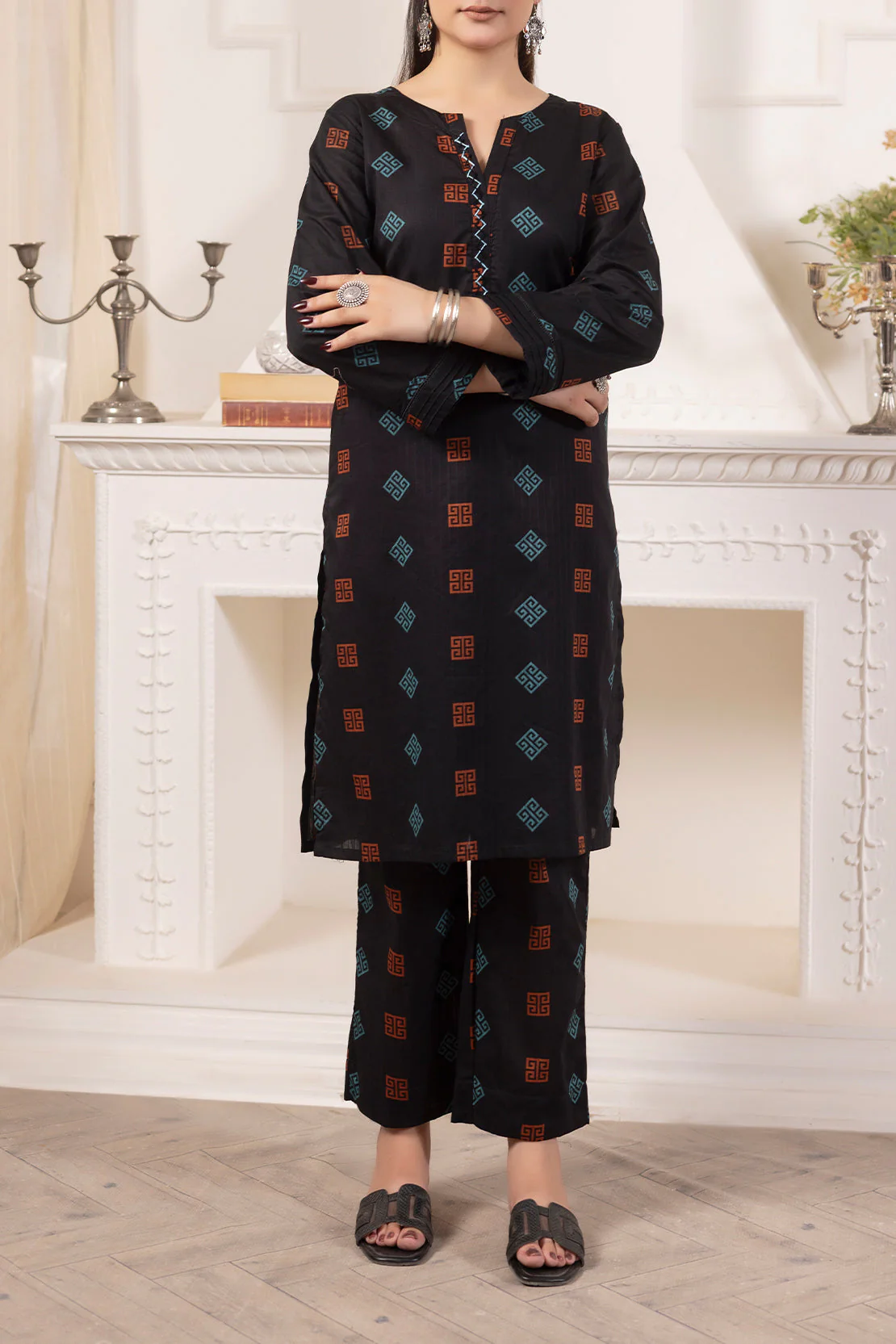 Printed Lawn Stitched 2 Piece (Shirt/Trouser) - Image 3