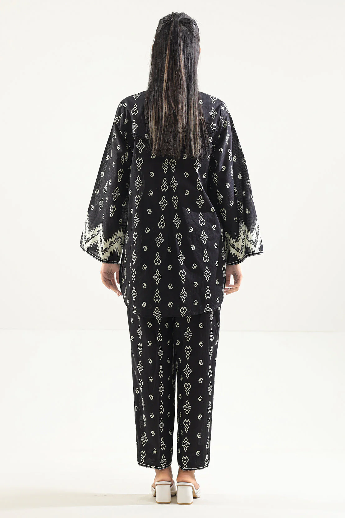 Printed Lawn Stitched 2 Piece (Shirt/Trouser) - Image 3