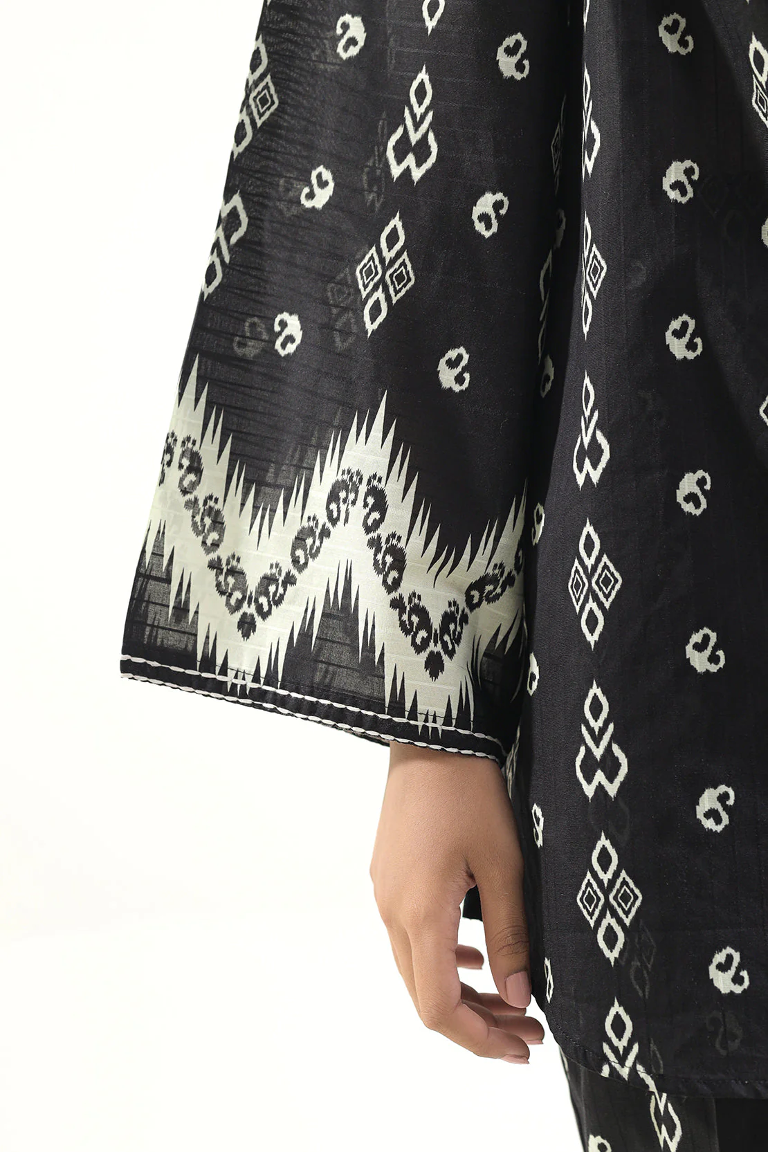 Printed Lawn Stitched 2 Piece (Shirt/Trouser) - Image 6