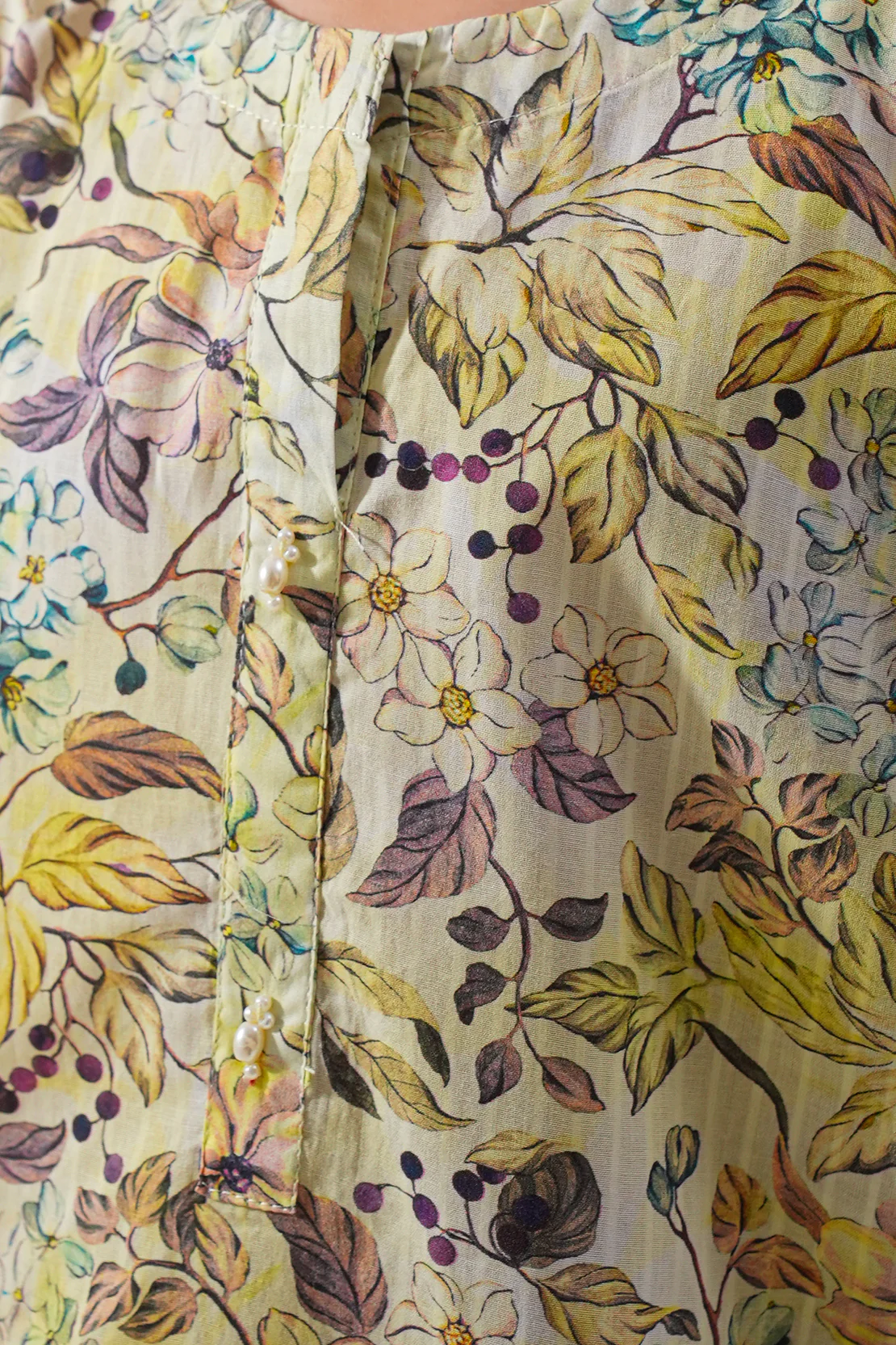 Printed Lawn Stitched 2 Piece (Shirt/Trouser) For Kids - Image 4