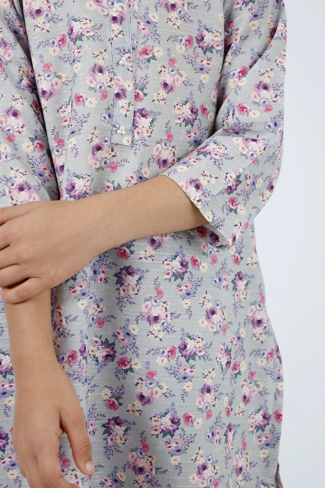 Printed Lawn Stitched 2 Piece (Shirt/Trouser) For Kids - Image 5