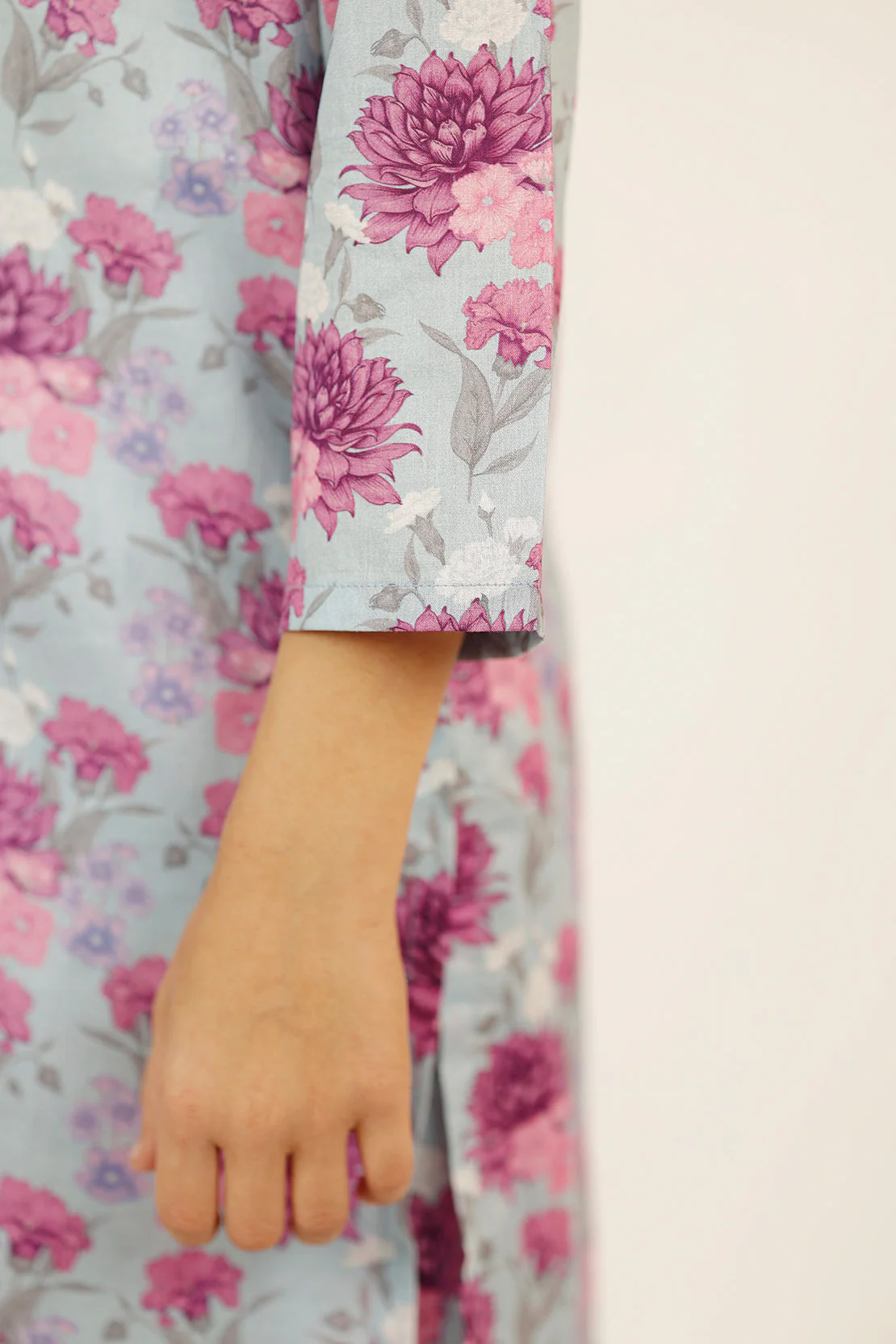 Printed Lawn Stitched 2 Piece (Shirt/Trouser)  For Kids - Image 6
