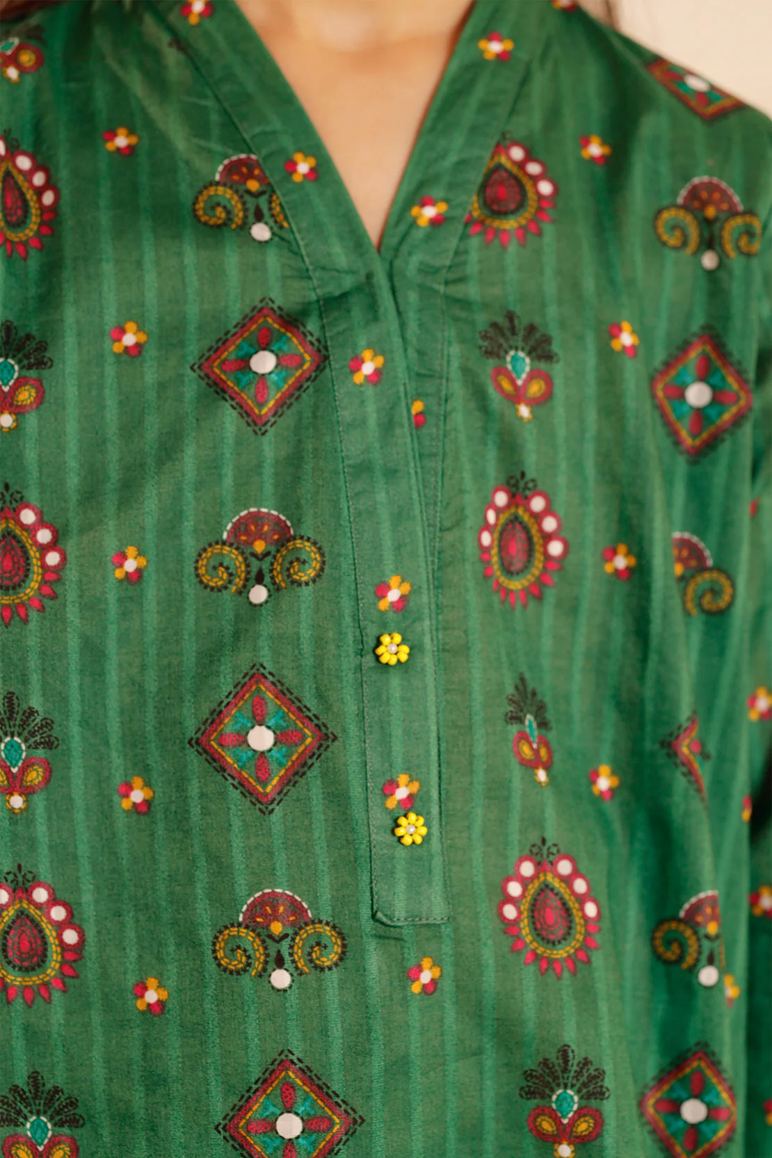 Printed Lawn Stitched 2 Piece (Shirt/Trouser) For Kids - Image 5
