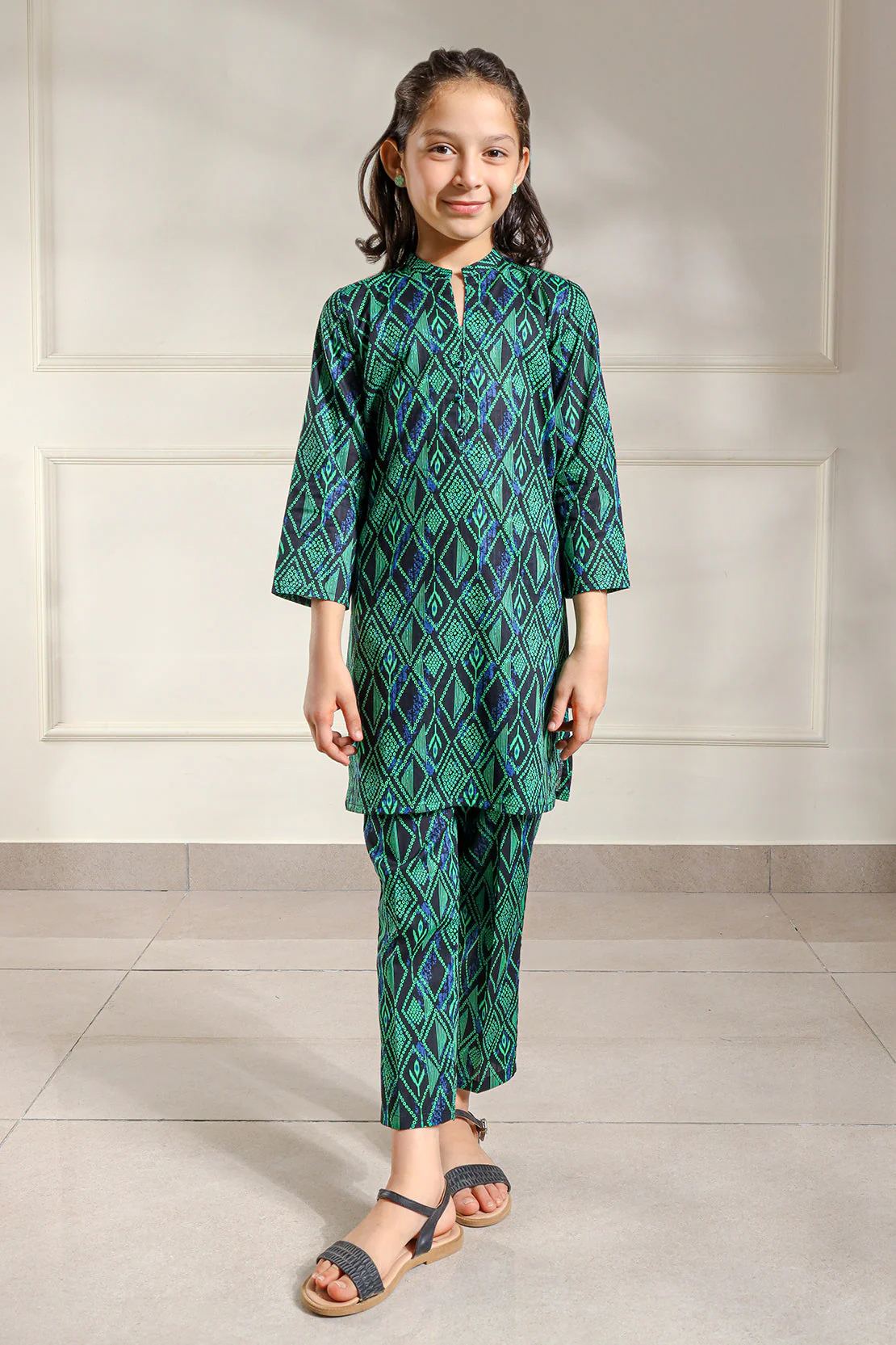 Printed Lawn Stitched 2 Piece (Shirt/Trouser) For Kids - Image 2
