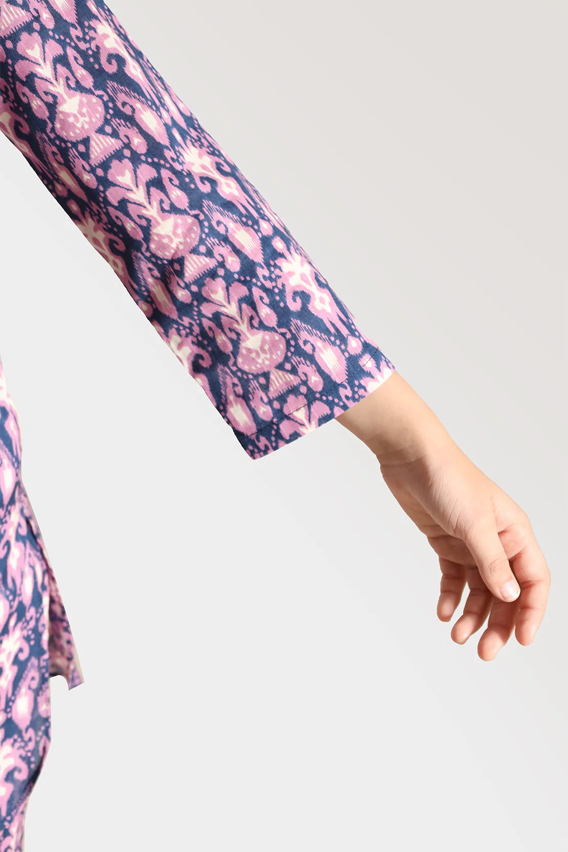 Printed Lawn Stitched 2 Piece (Shirt/Trouser) For Kids - Image 6