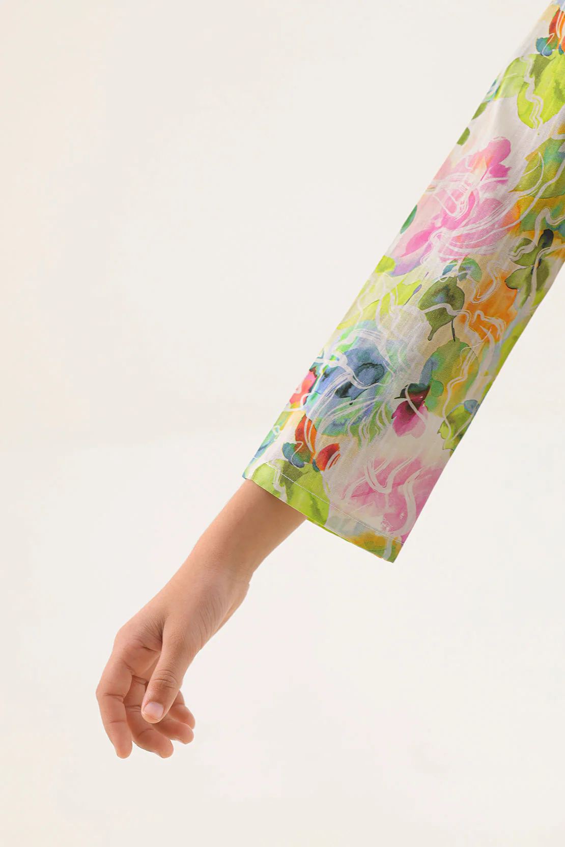 Printed Lawn Stitched 2 Piece (Shirt/Trouser) For Kids - Image 7