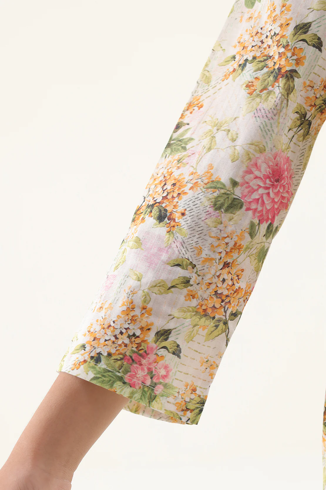 Printed Lawn Stitched 2 Piece (Shirt/Trouser) For Kids - Image 4