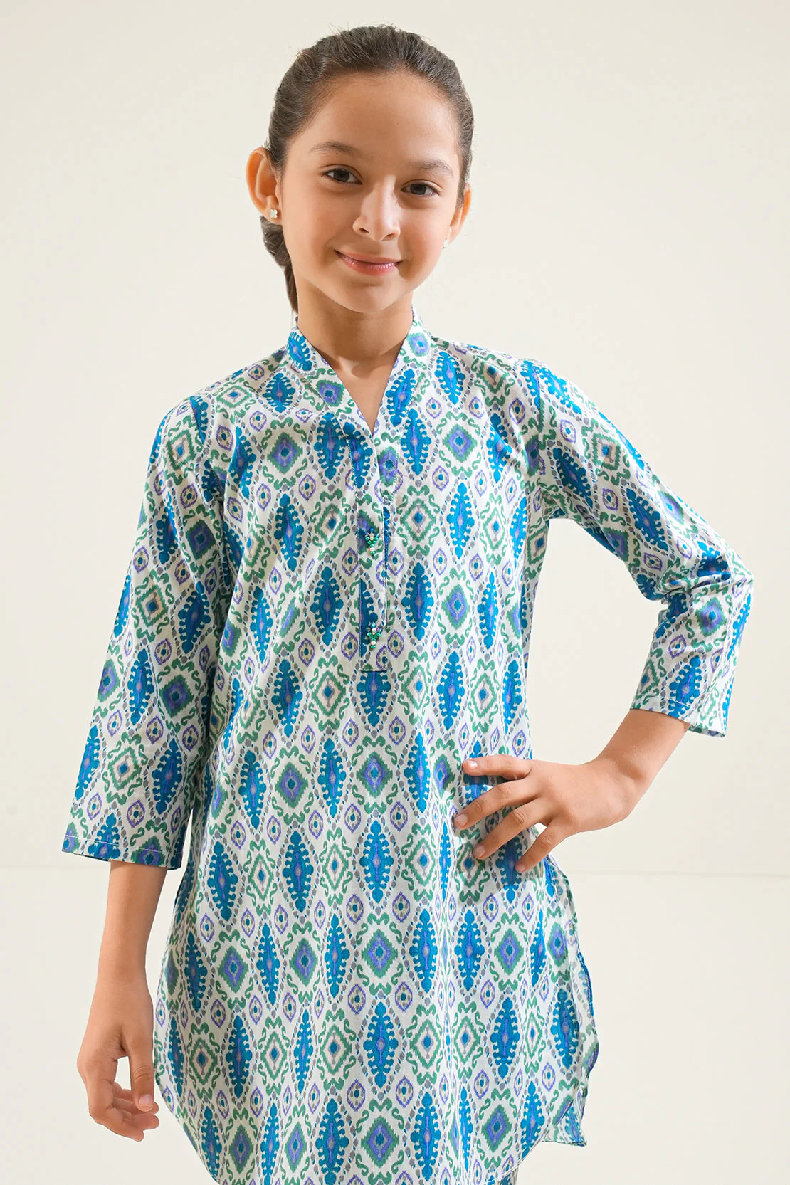 Printed Lawn Stitched 2 Piece (Shirt/Trouser) For Kids - Image 2