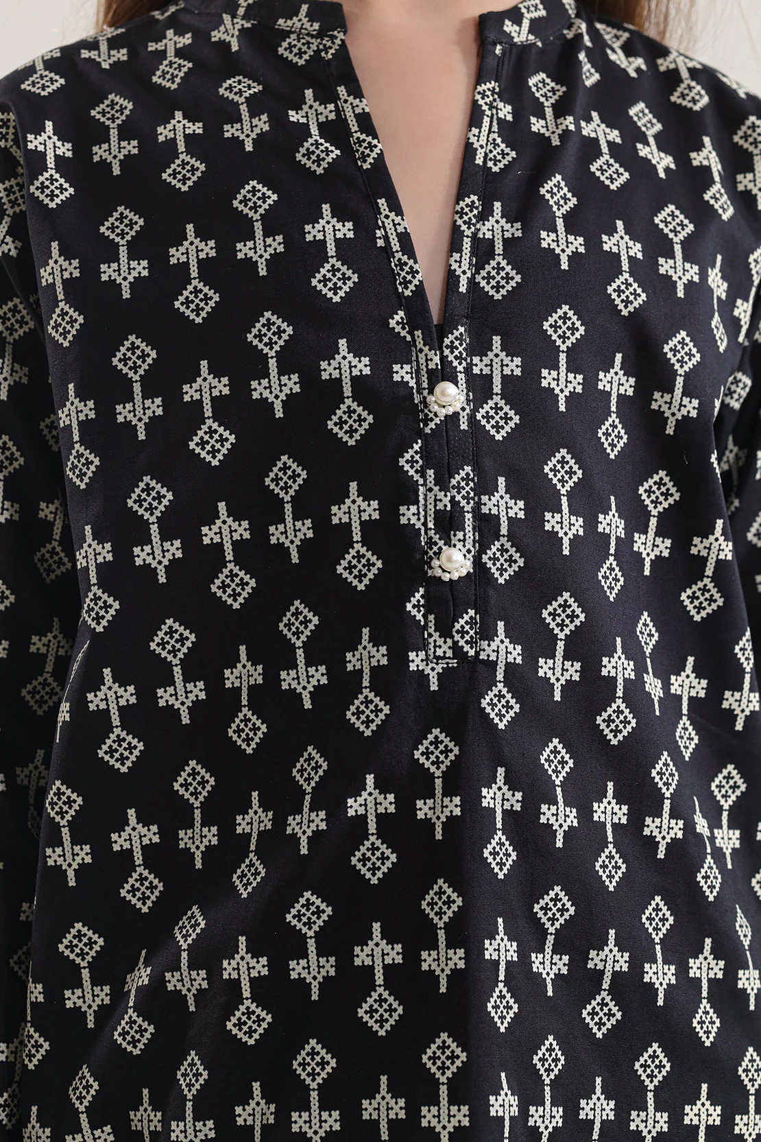 Printed Lawn Stitched 2 Piece (Shirt/Trouser) For Kids - Image 4